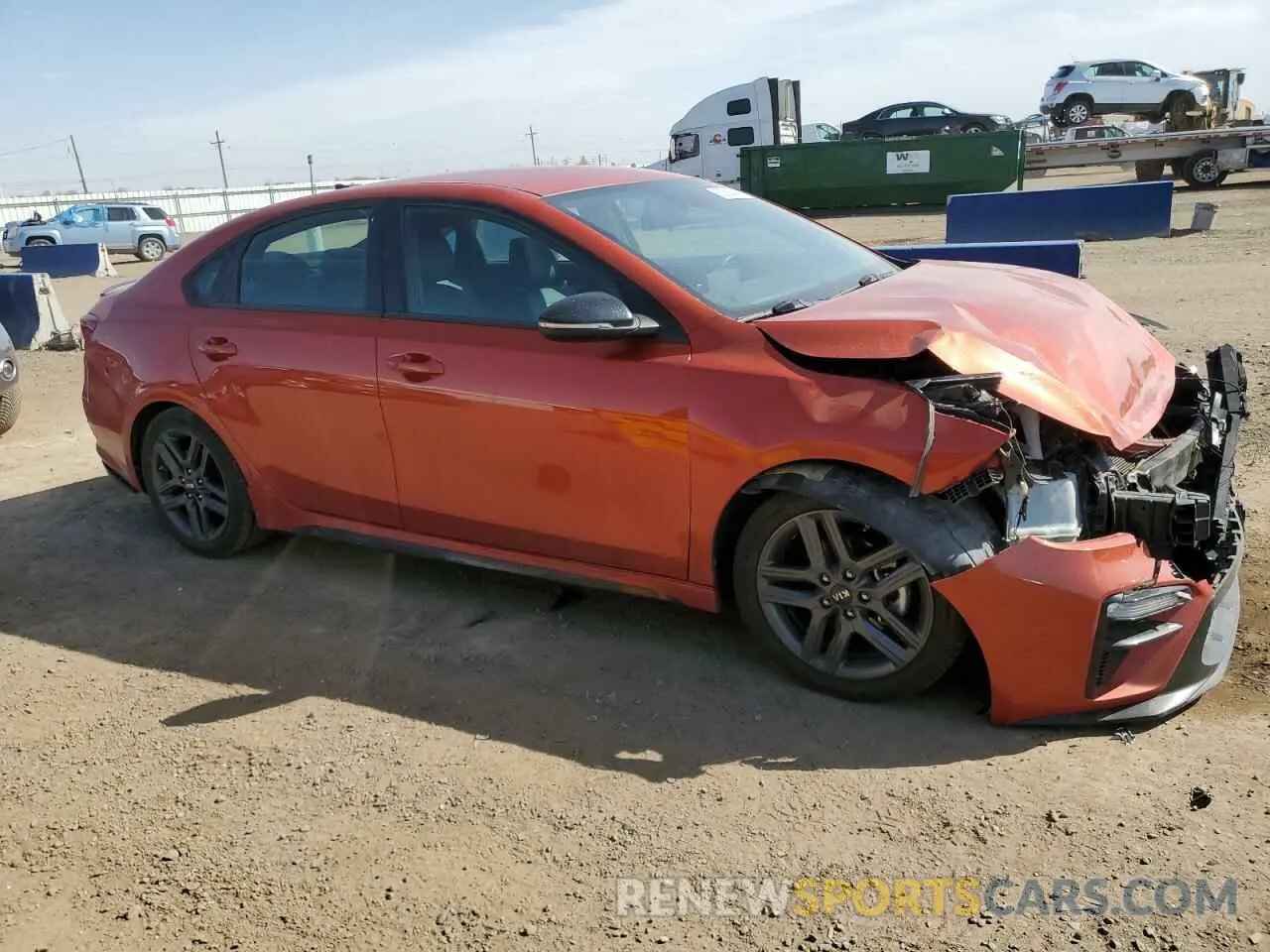 4 Photograph of a damaged car 3KPF34AD3LE154756 KIA FORTE 2020