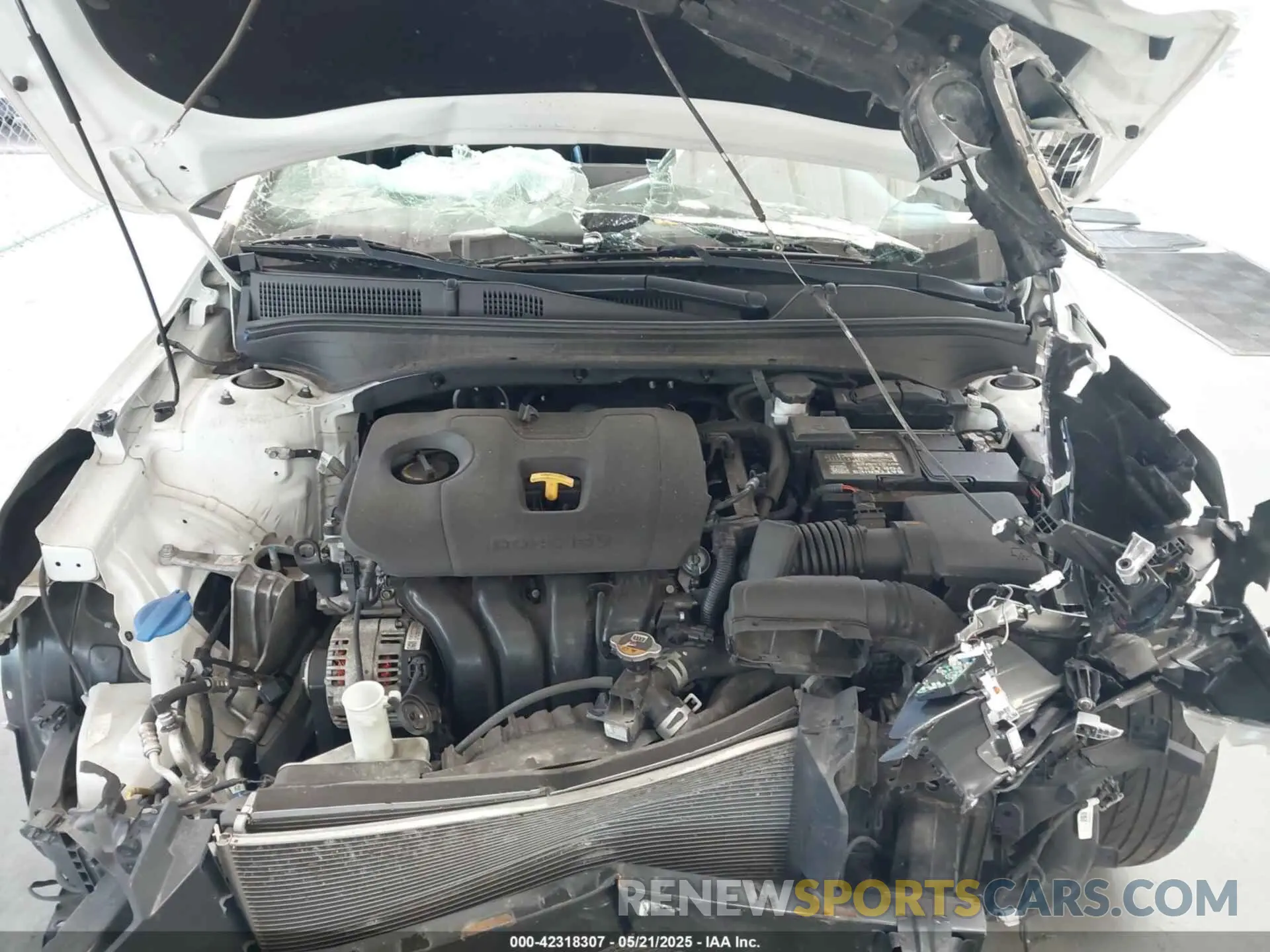10 Photograph of a damaged car 3KPF34AD3LE213966 KIA FORTE 2020