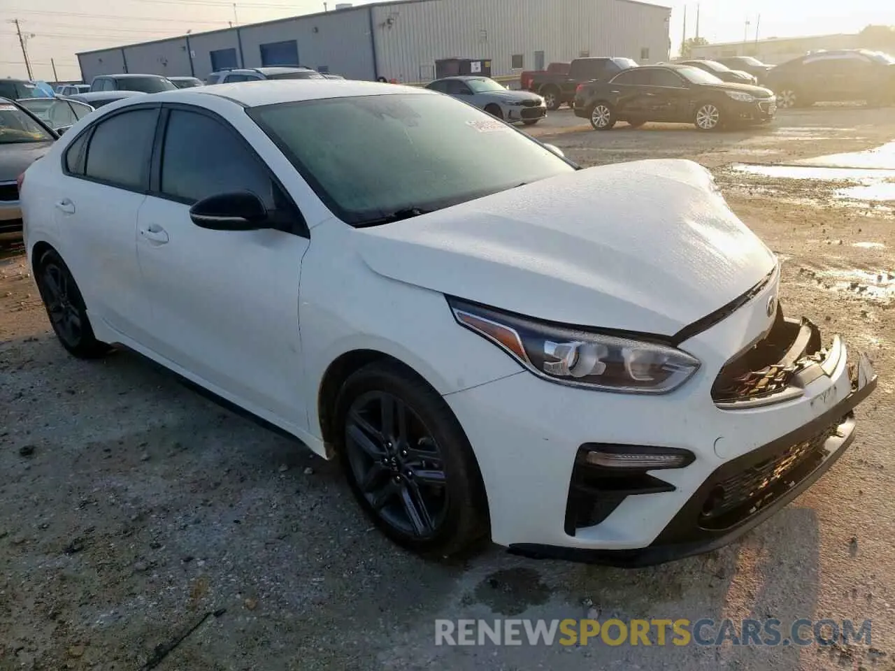 4 Photograph of a damaged car 3KPF34AD3LE238138 KIA FORTE 2020