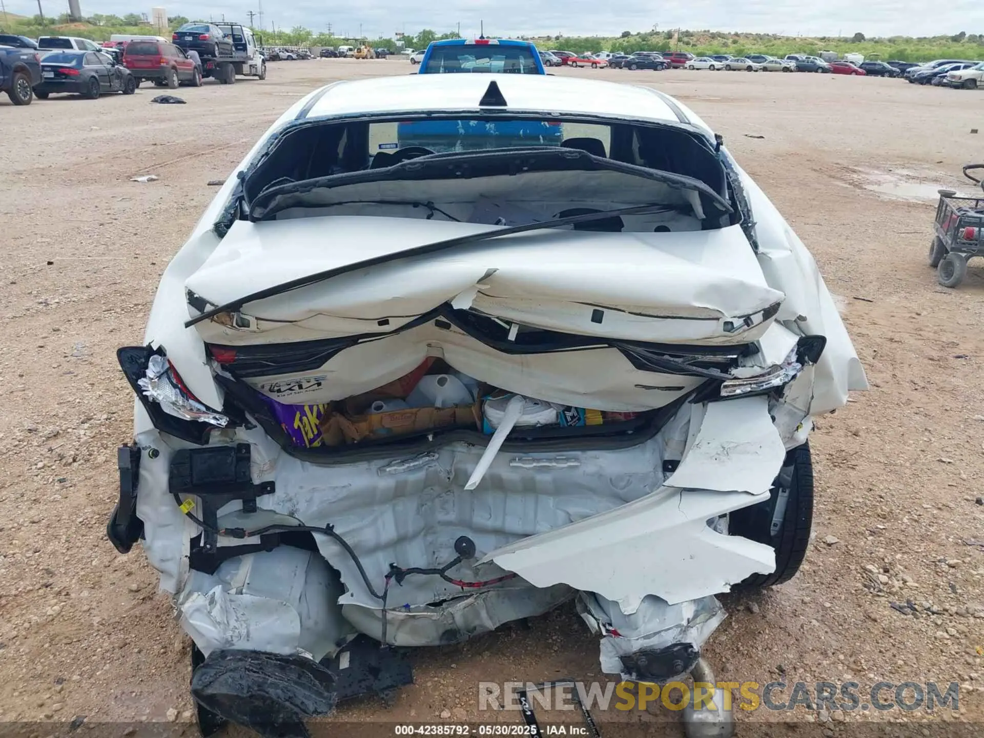 16 Photograph of a damaged car 3KPF34AD4LE171095 KIA FORTE 2020