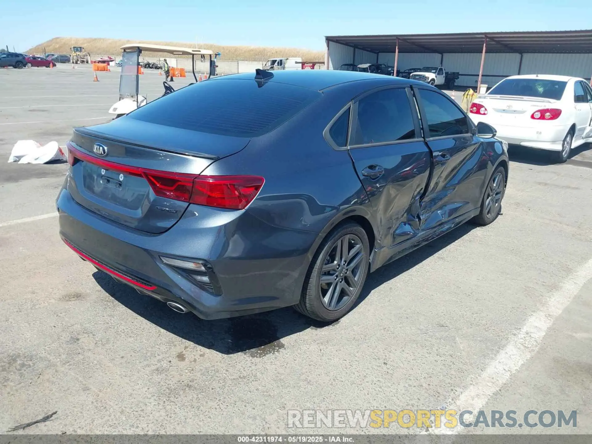 4 Photograph of a damaged car 3KPF34AD4LE180606 KIA FORTE 2020