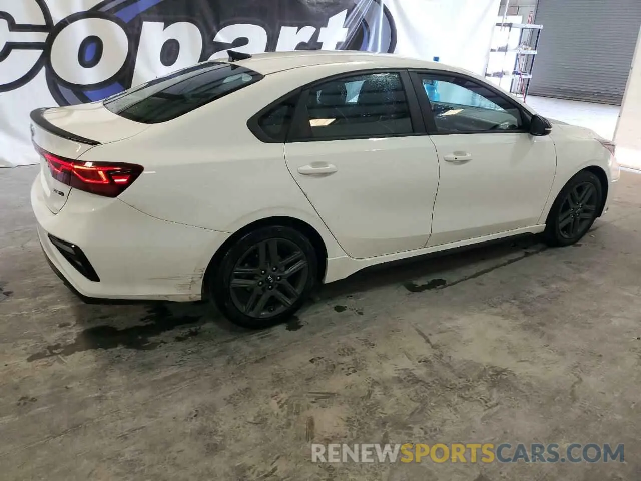 3 Photograph of a damaged car 3KPF34AD5LE222152 KIA FORTE 2020