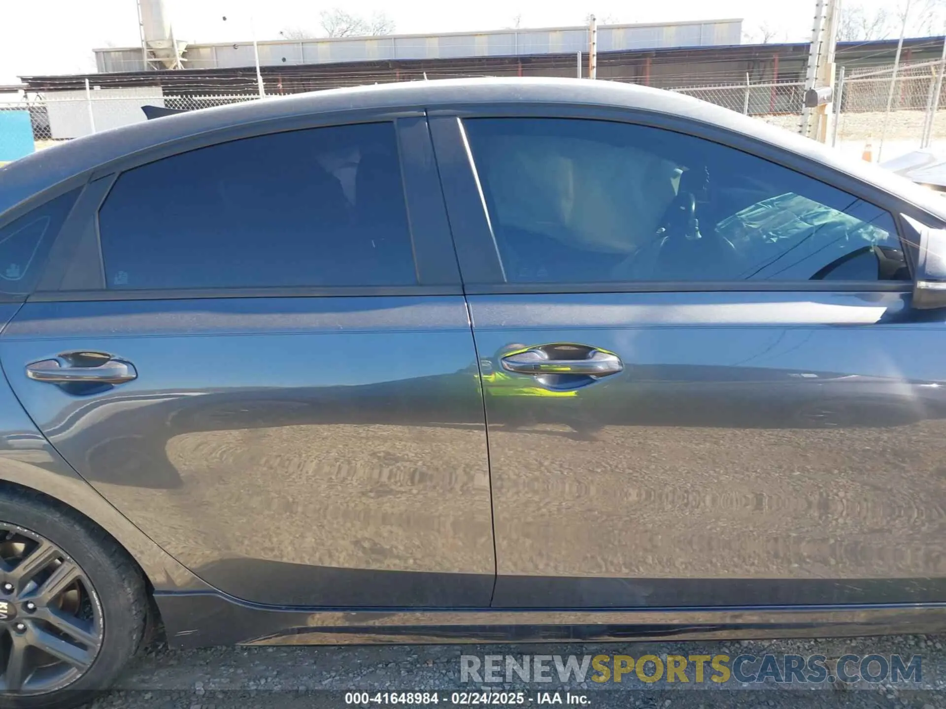 13 Photograph of a damaged car 3KPF34AD5LE259217 KIA FORTE 2020