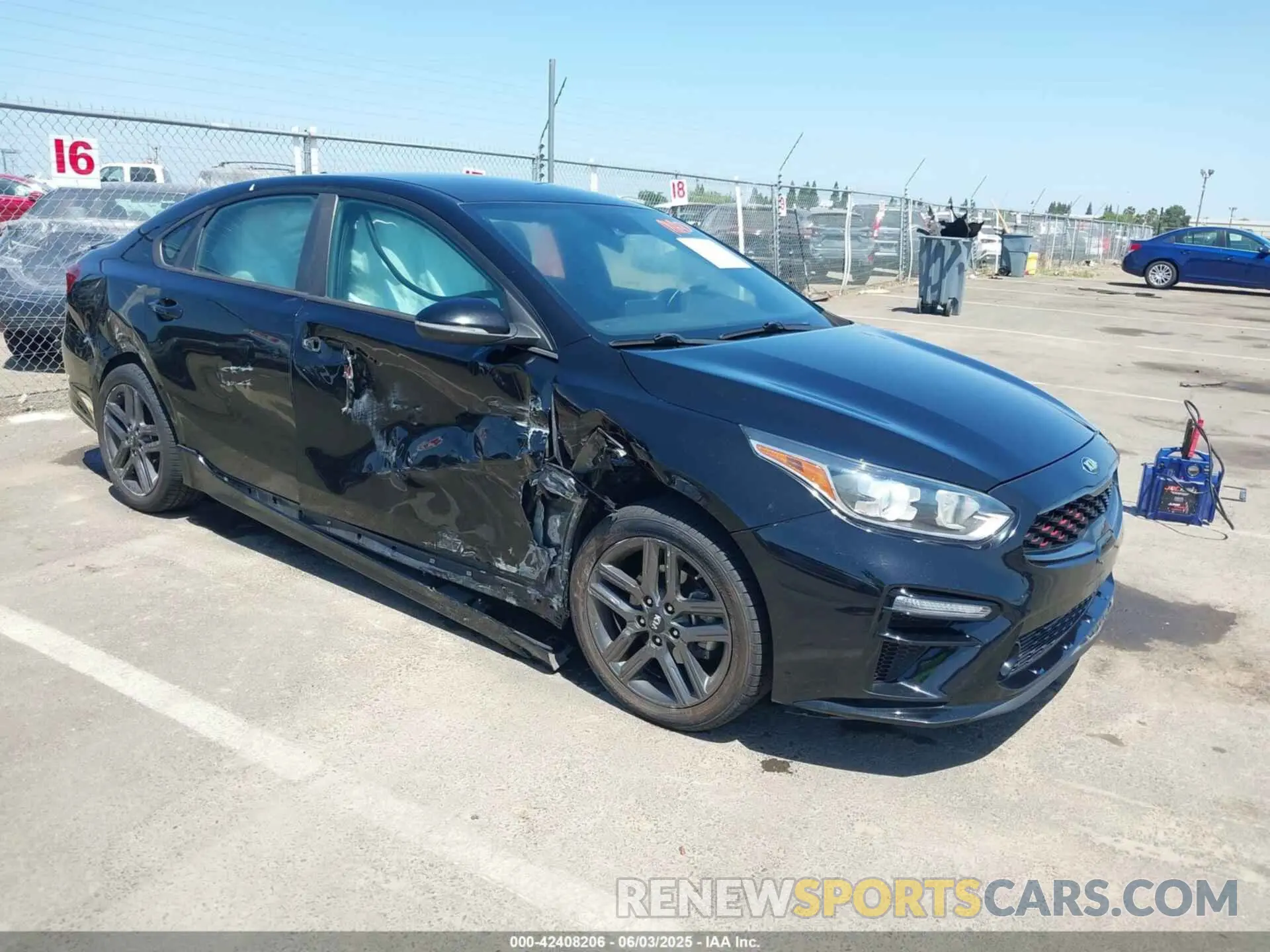 1 Photograph of a damaged car 3KPF34AD6LE180638 KIA FORTE 2020