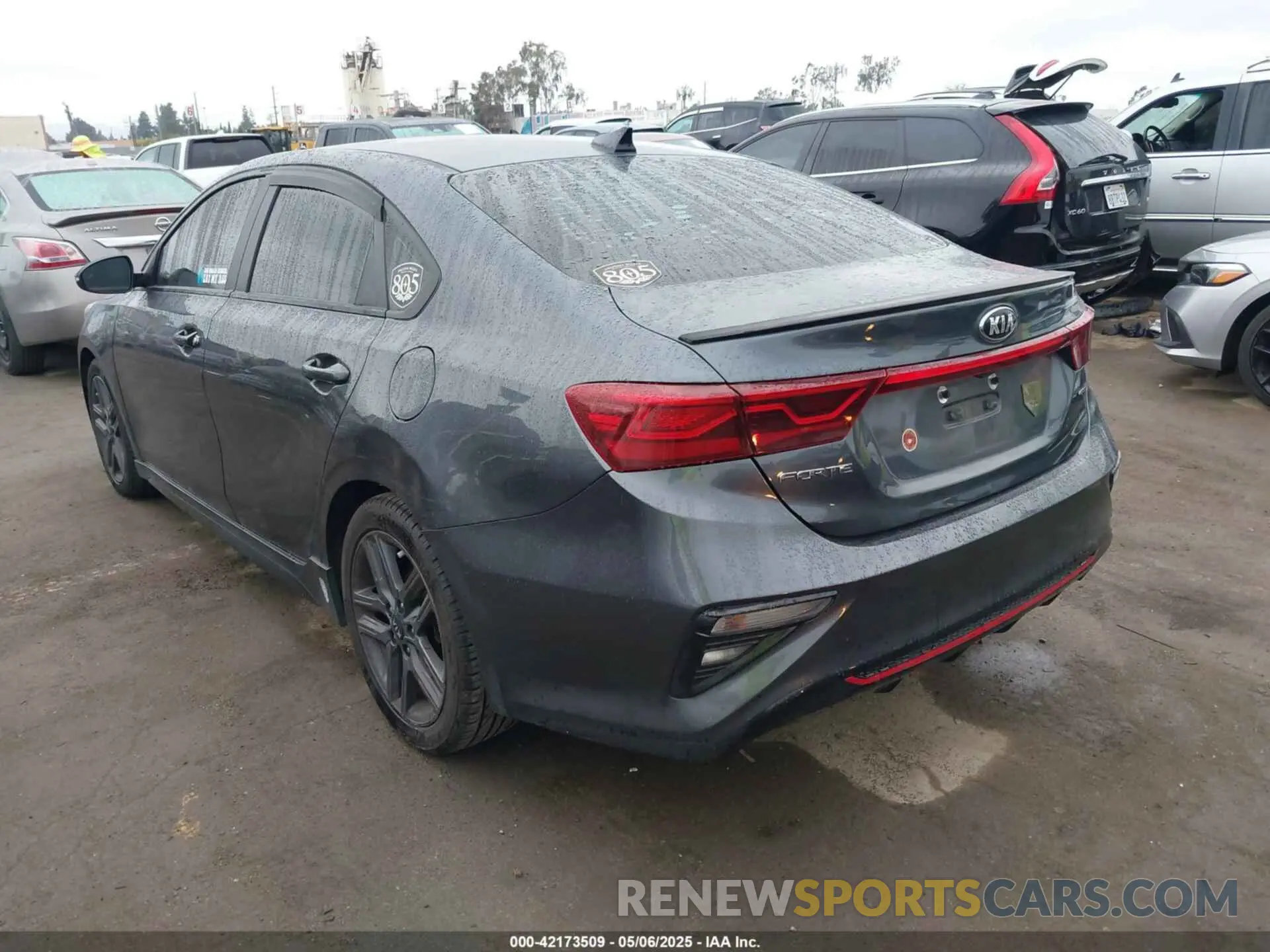 3 Photograph of a damaged car 3KPF34AD6LE213279 KIA FORTE 2020