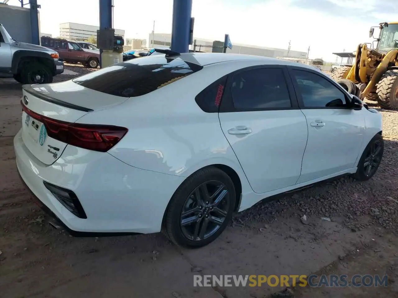 3 Photograph of a damaged car 3KPF34AD6LE257587 KIA FORTE 2020