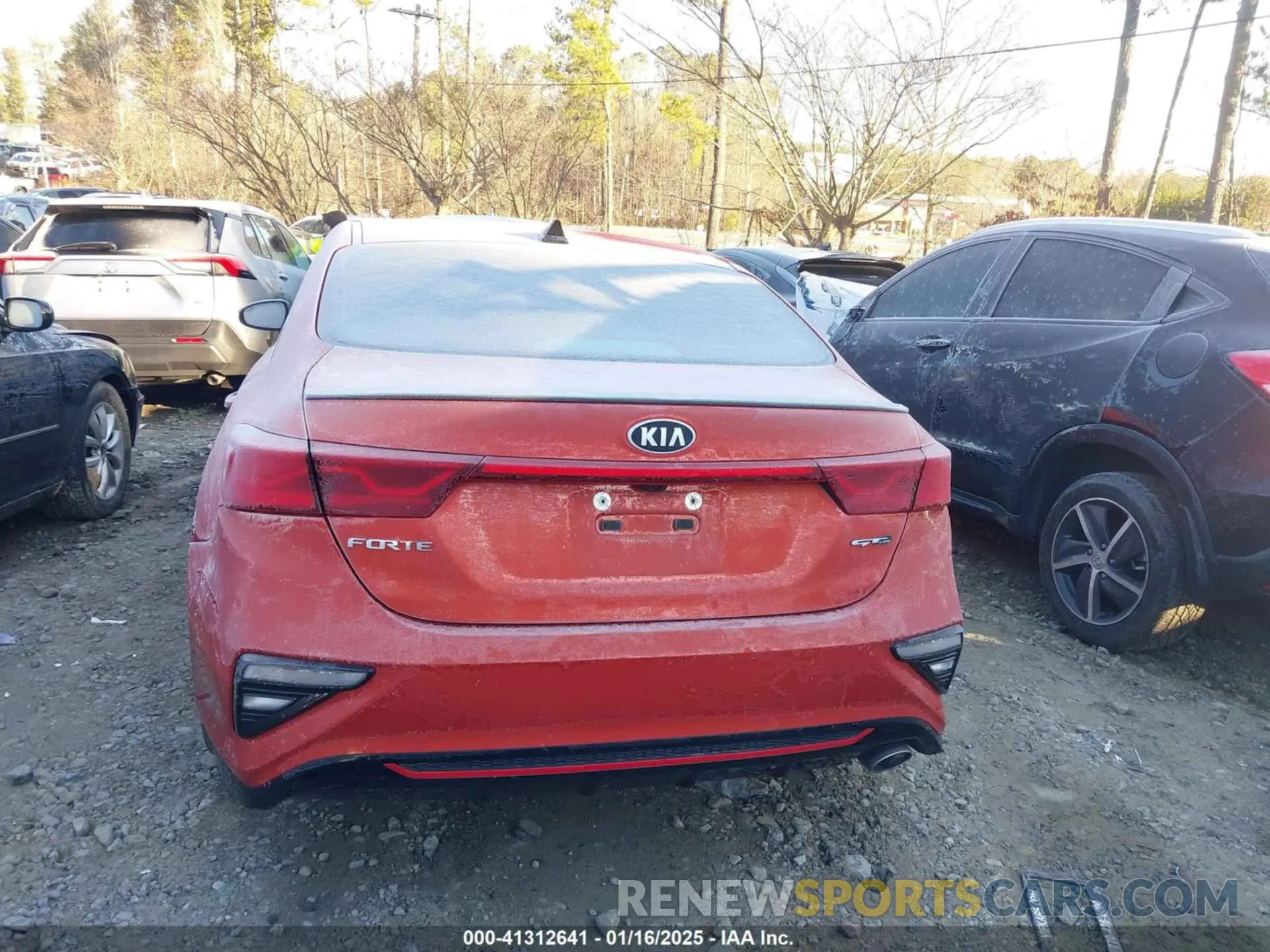 16 Photograph of a damaged car 3KPF34AD7LE167672 KIA FORTE 2020