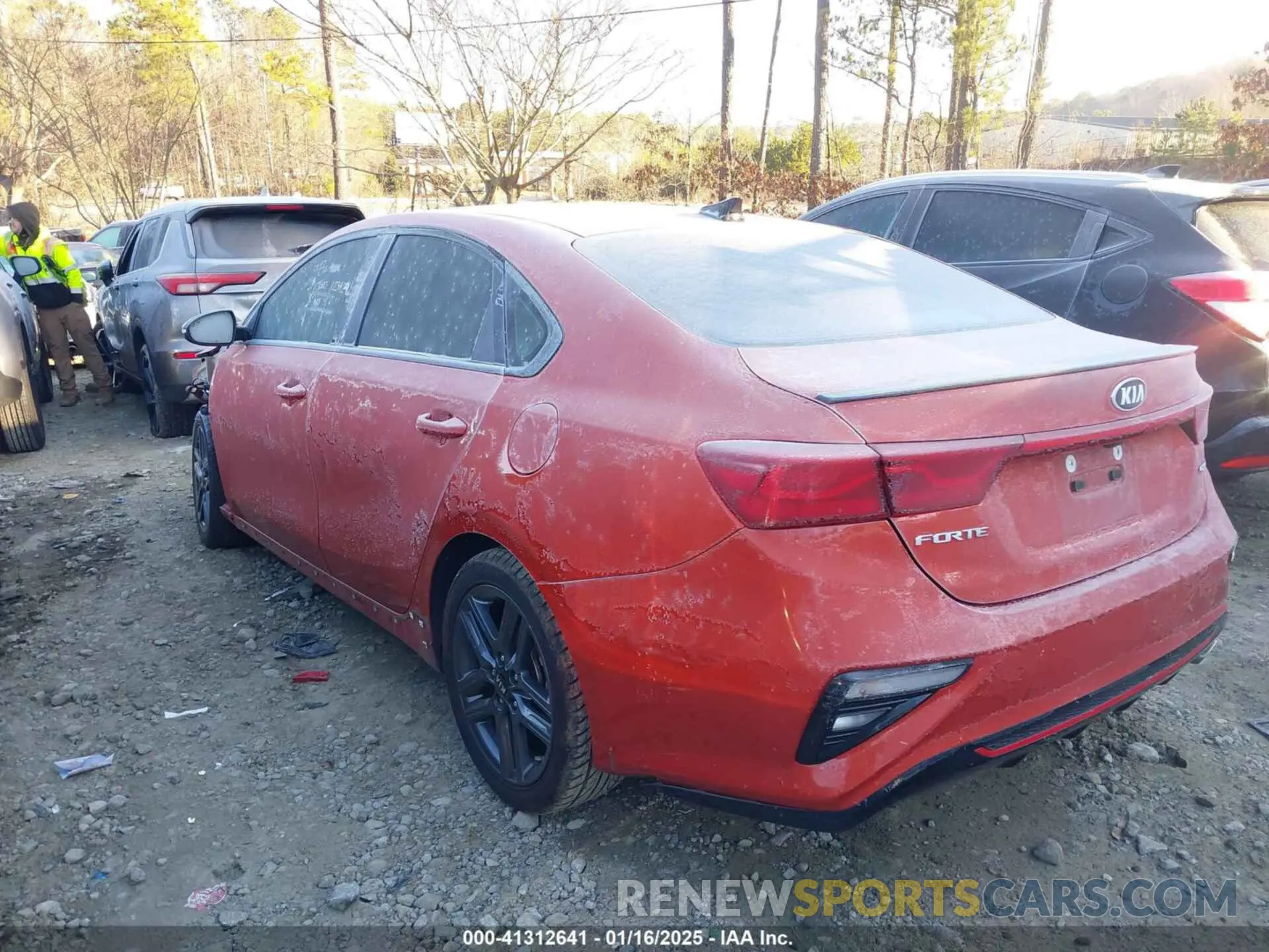 3 Photograph of a damaged car 3KPF34AD7LE167672 KIA FORTE 2020