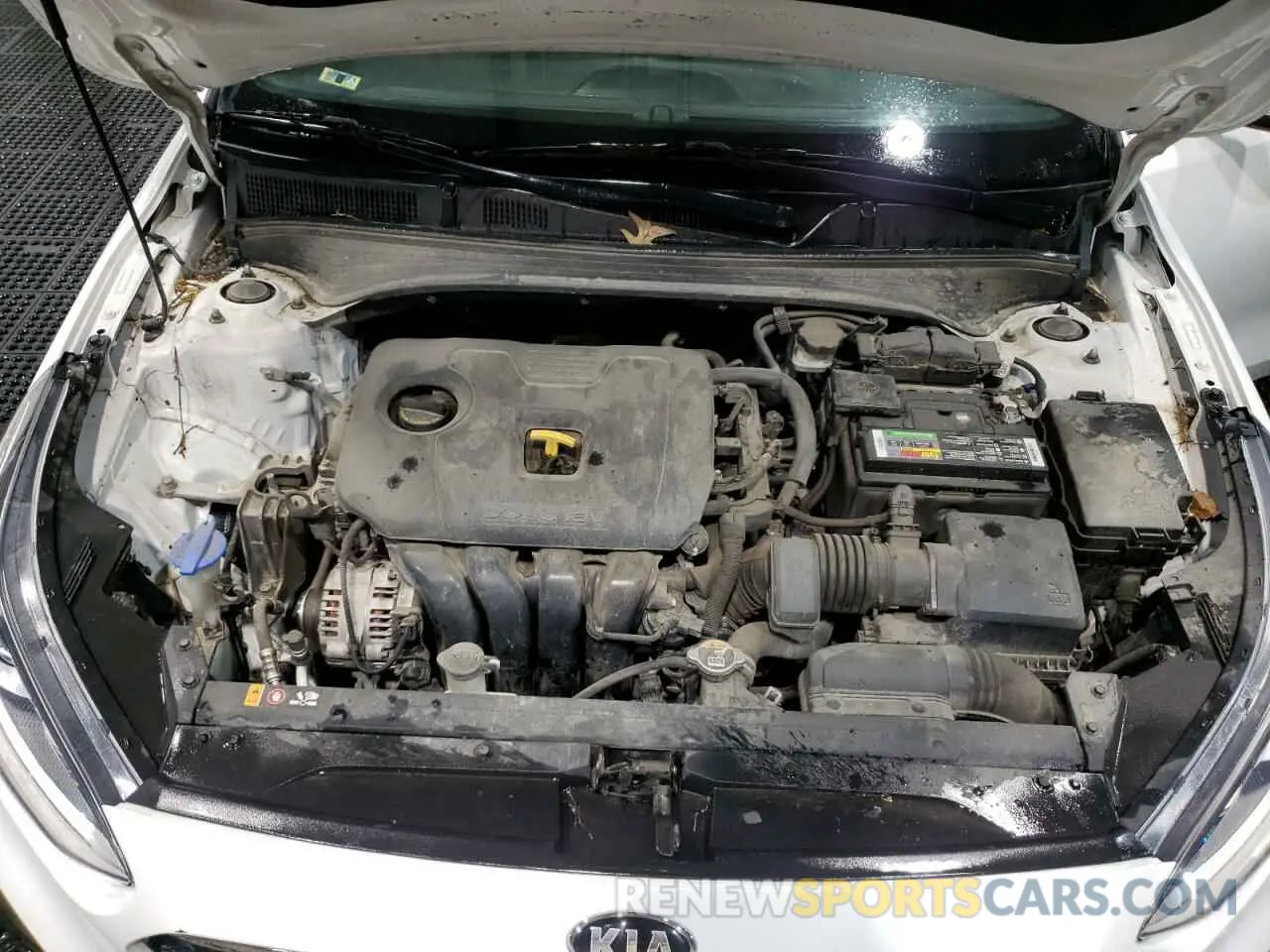 11 Photograph of a damaged car 3KPF34AD7LE176517 KIA FORTE 2020