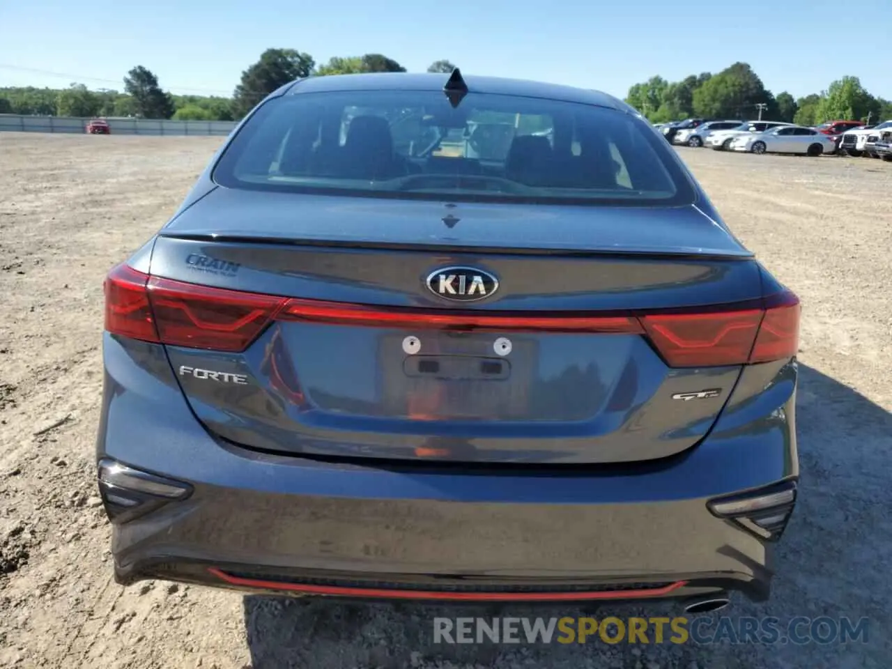 6 Photograph of a damaged car 3KPF34AD7LE186965 KIA FORTE 2020