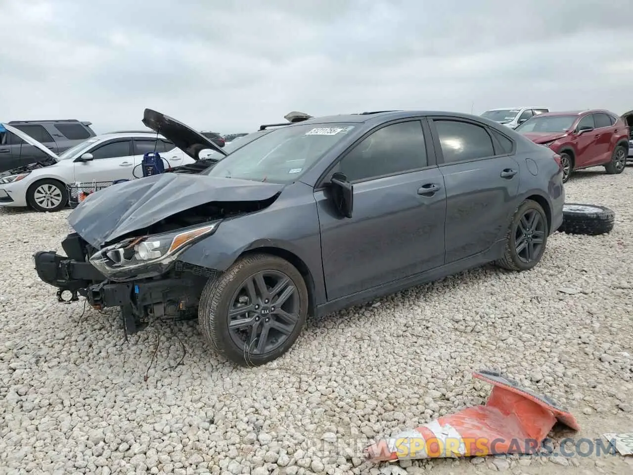 1 Photograph of a damaged car 3KPF34AD7LE230012 KIA FORTE 2020
