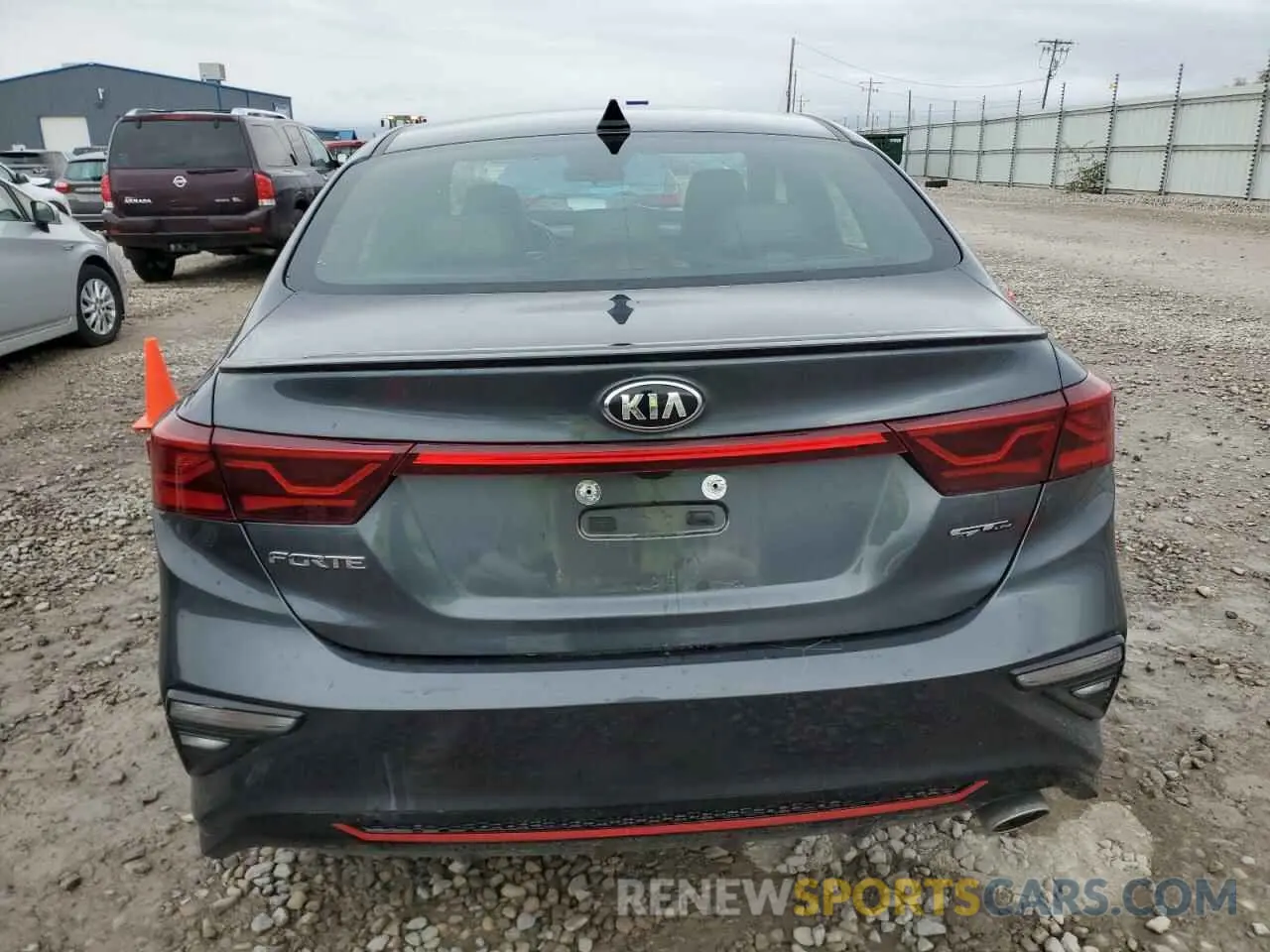 6 Photograph of a damaged car 3KPF34AD7LE256190 KIA FORTE 2020