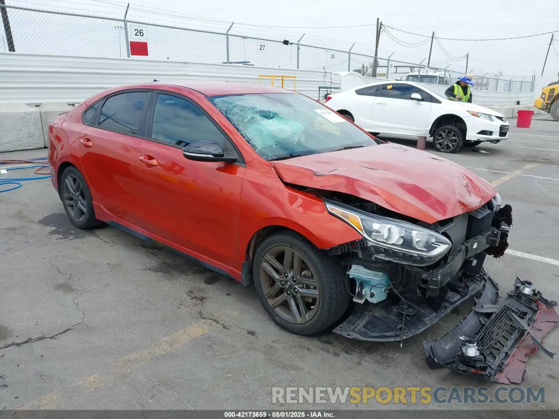 1 Photograph of a damaged car 3KPF34AD8LE213087 KIA FORTE 2020