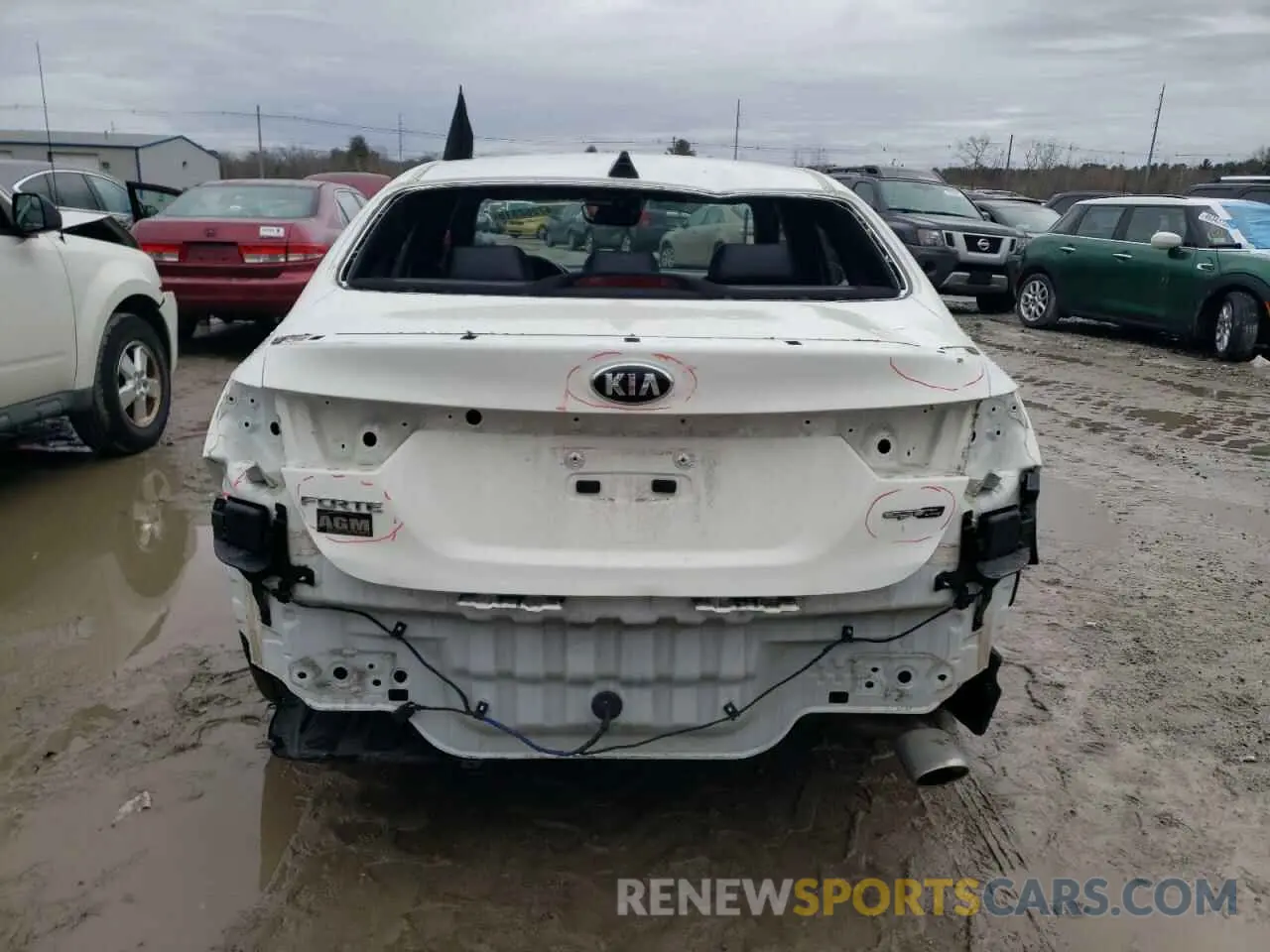 6 Photograph of a damaged car 3KPF34ADXLE224401 KIA FORTE 2020
