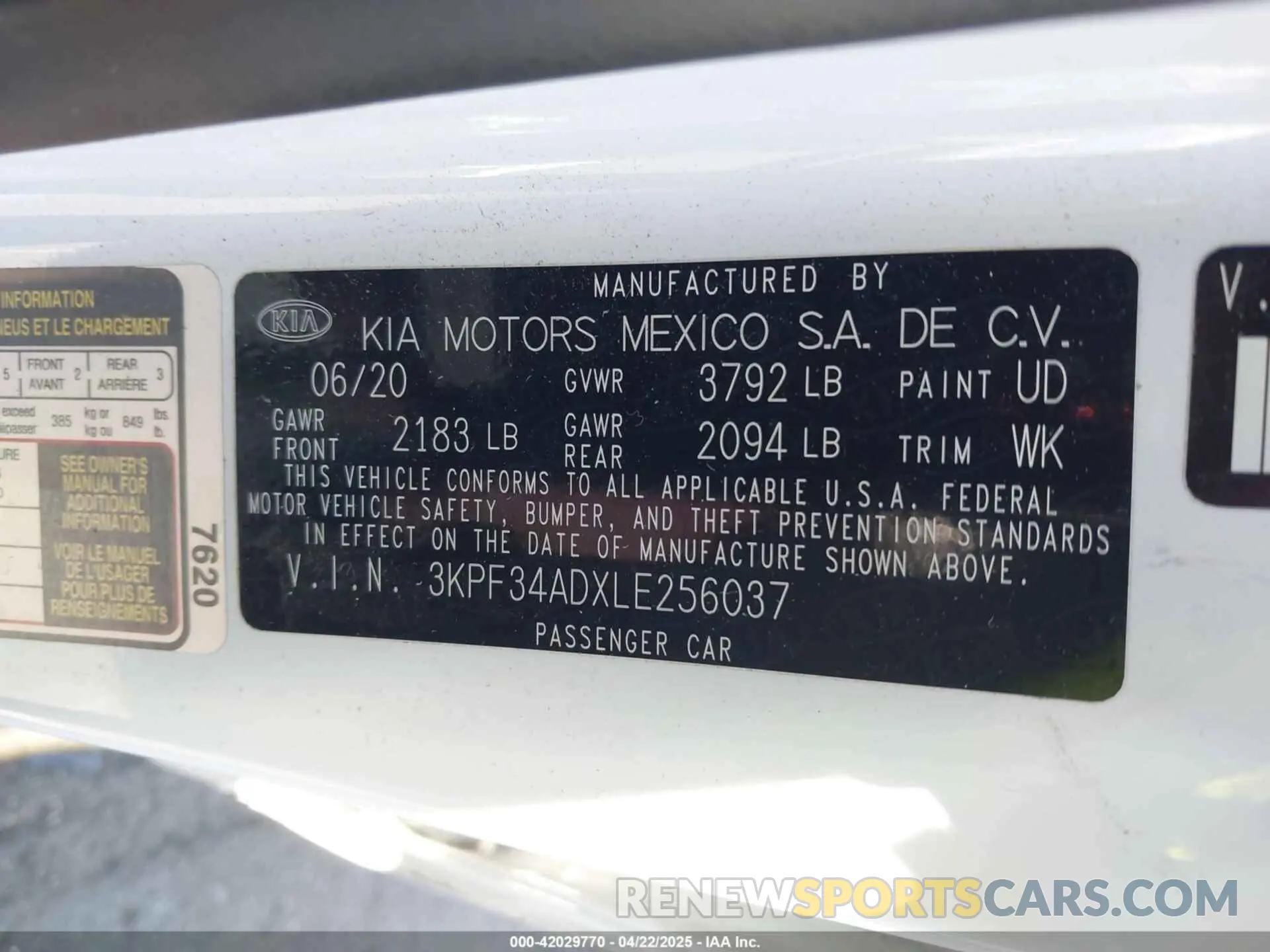 9 Photograph of a damaged car 3KPF34ADXLE256037 KIA FORTE 2020