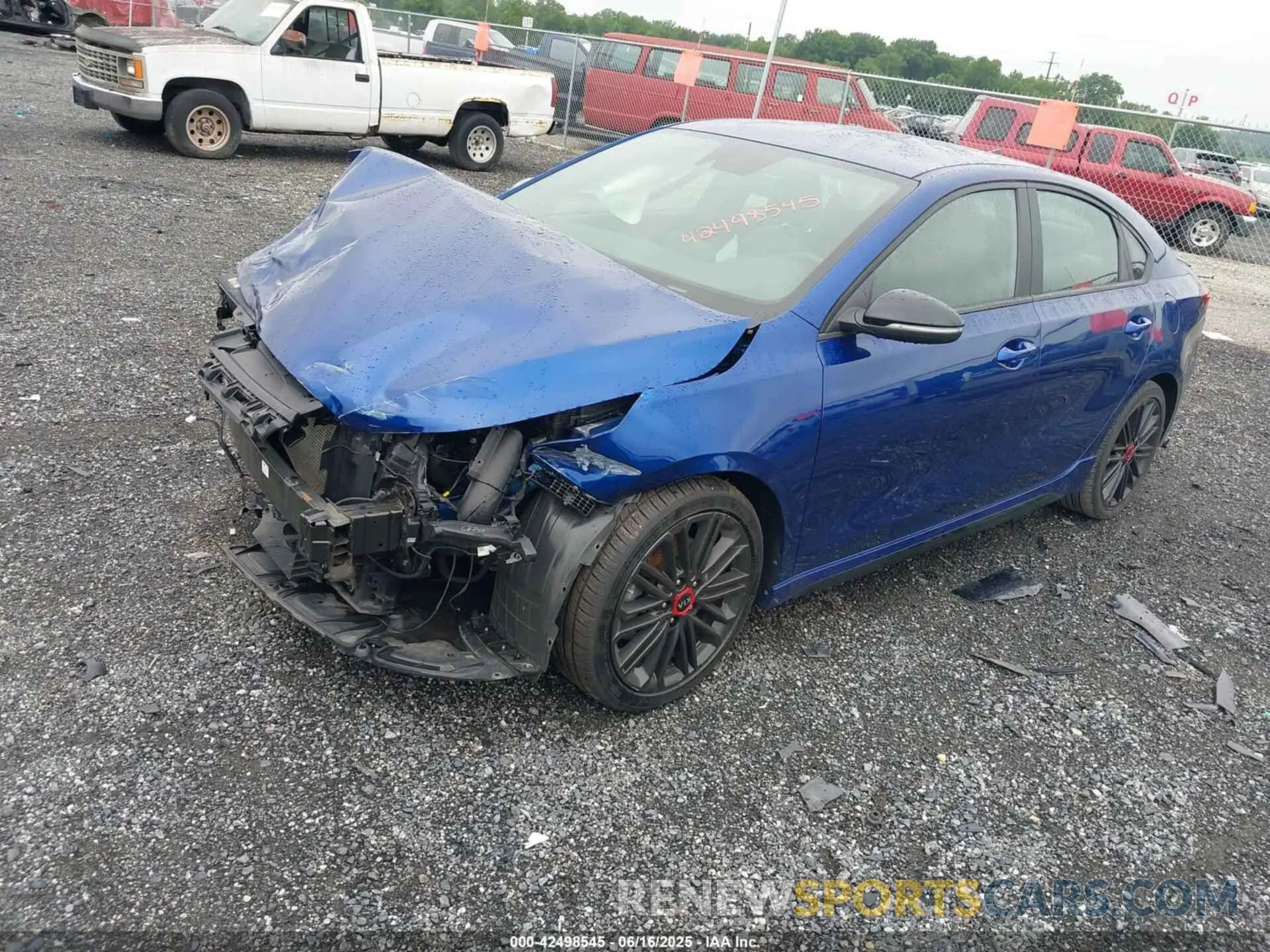 2 Photograph of a damaged car 3KPF44AC0LE215338 KIA FORTE 2020