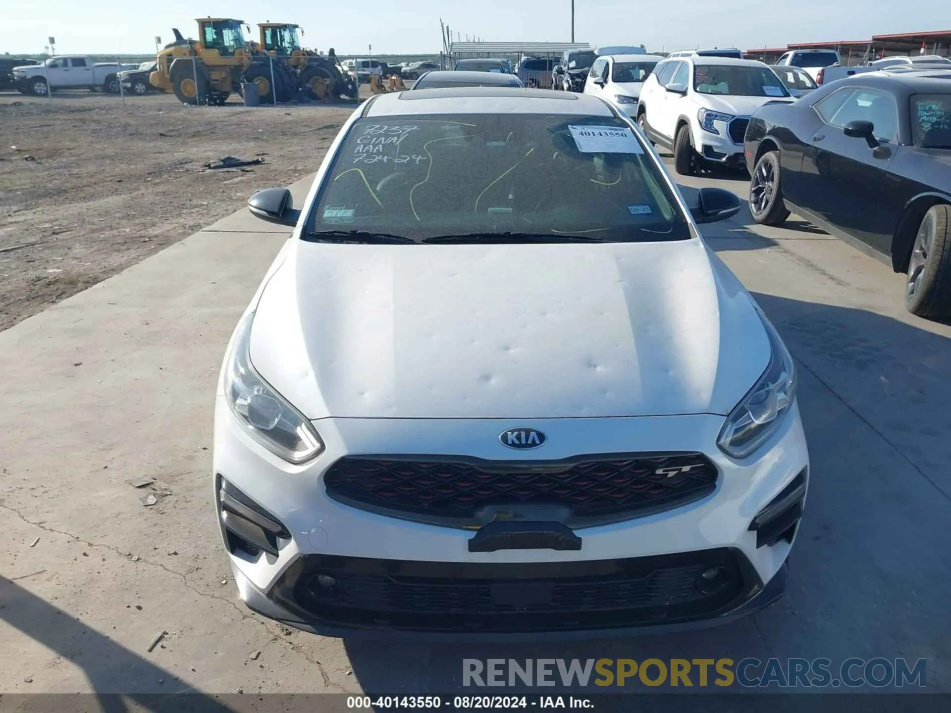 12 Photograph of a damaged car 3KPF44AC3LE211249 KIA FORTE 2020