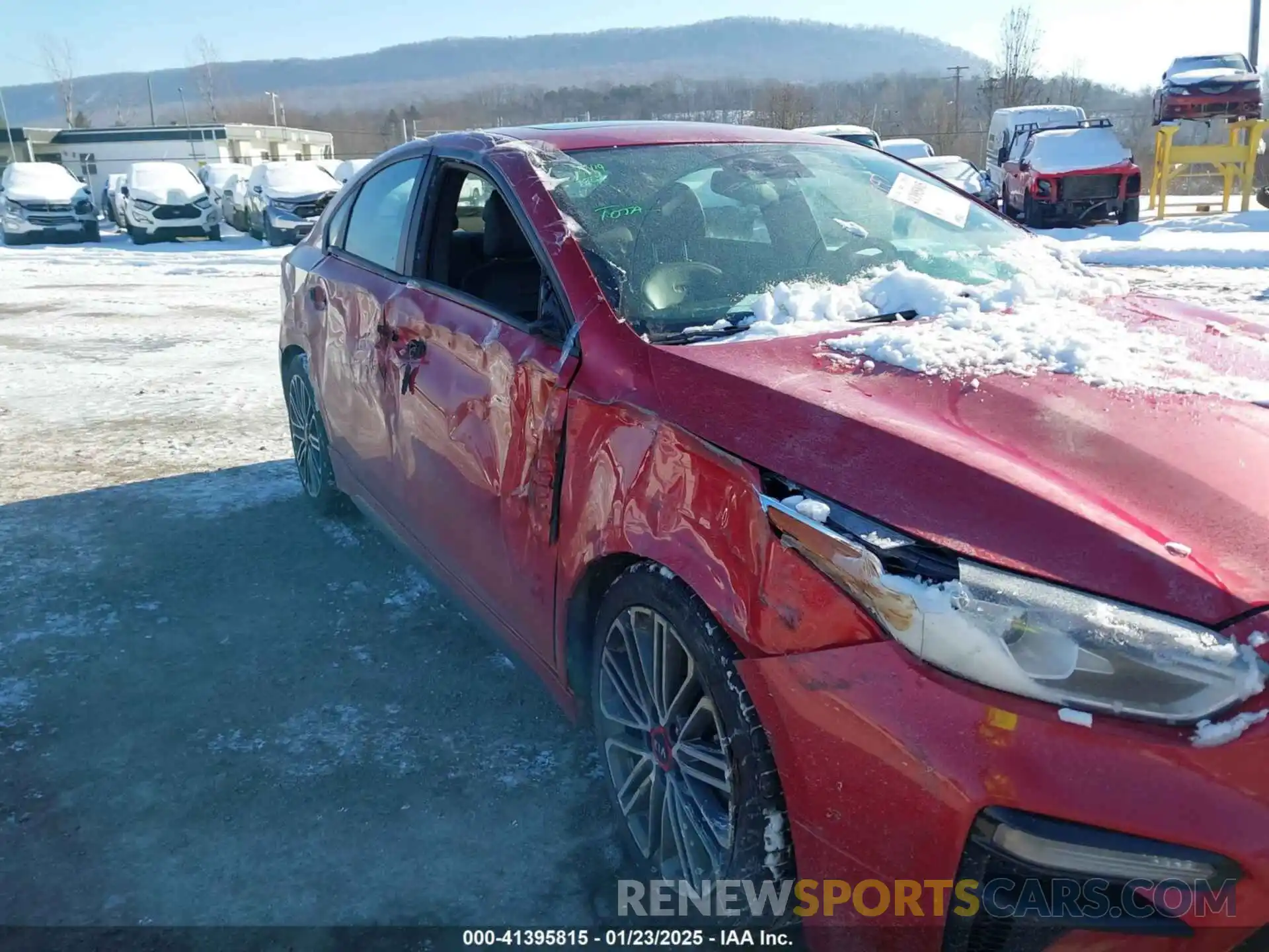 6 Photograph of a damaged car 3KPF44AC4LE168797 KIA FORTE 2020