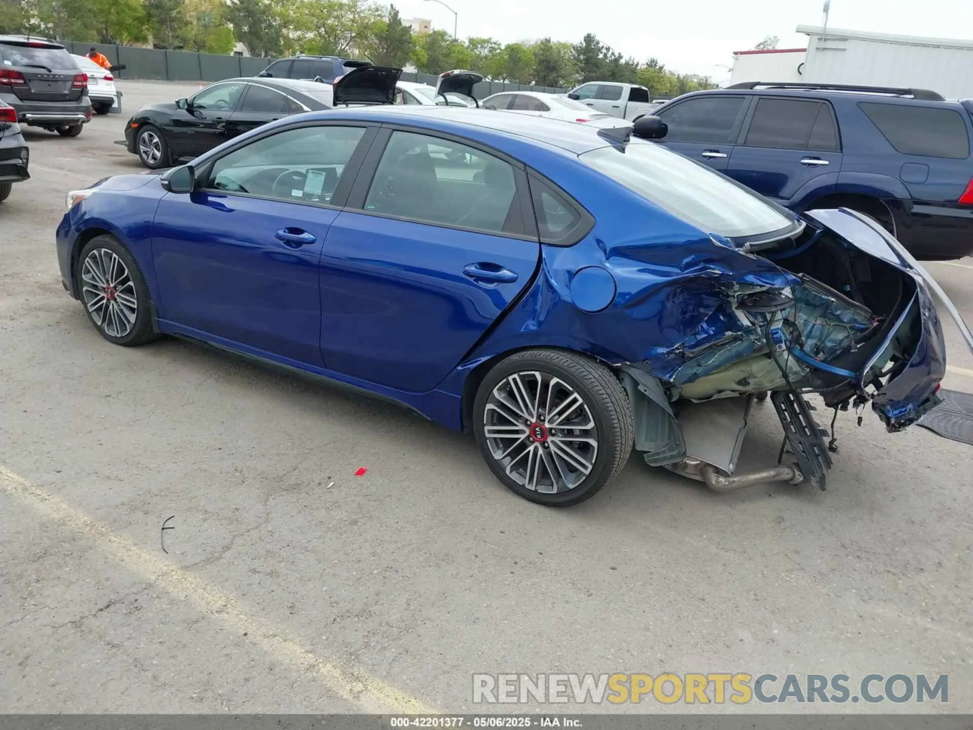 3 Photograph of a damaged car 3KPF44AC6LE175444 KIA FORTE 2020