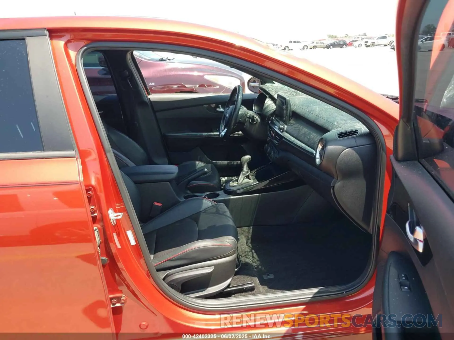 5 Photograph of a damaged car 3KPF44AC8LE168267 KIA FORTE 2020