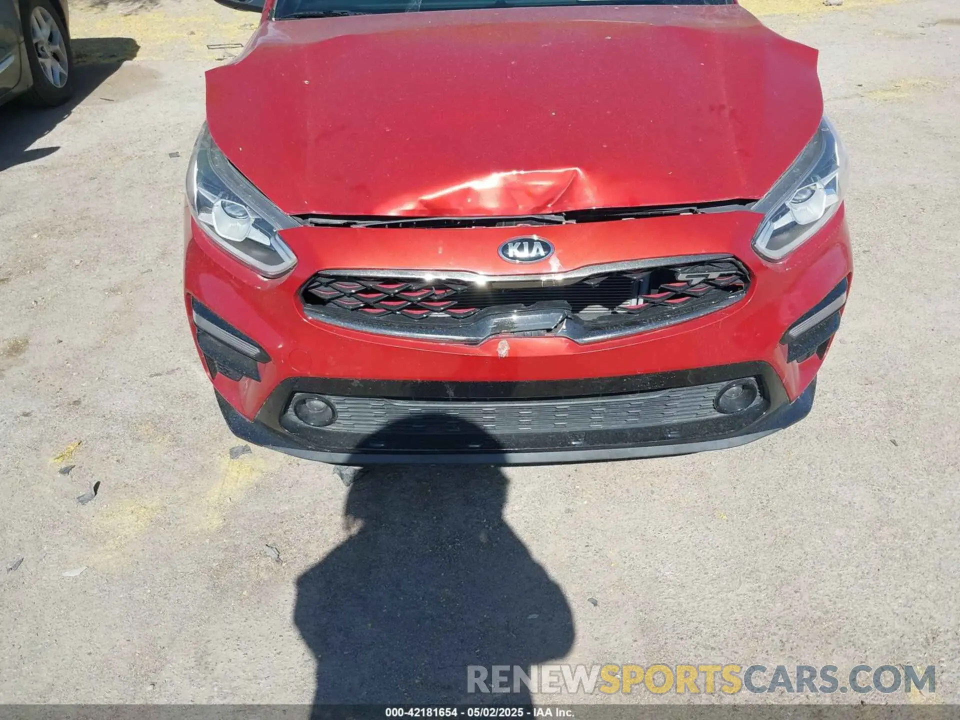 6 Photograph of a damaged car 3KPF44AC9LE227620 KIA FORTE 2020