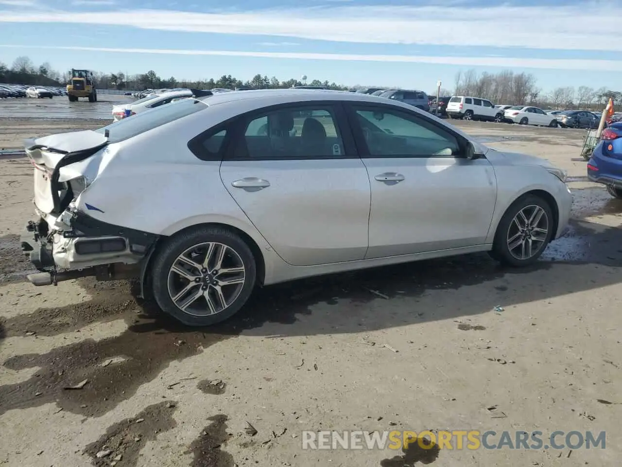 3 Photograph of a damaged car 3KPF54AD0LE211411 KIA FORTE 2020