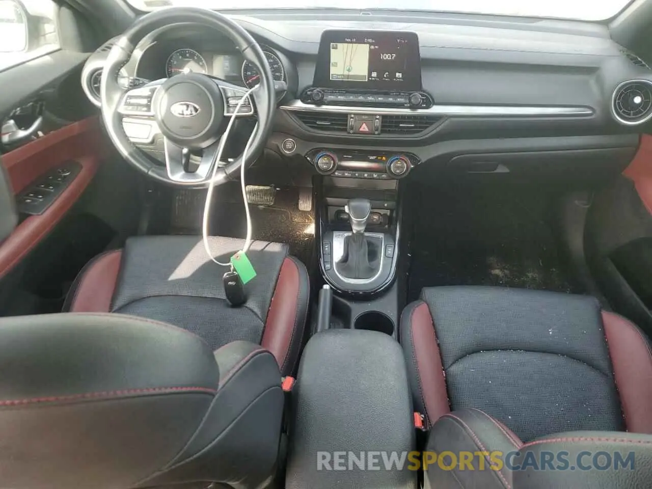 8 Photograph of a damaged car 3KPF54AD0LE211411 KIA FORTE 2020