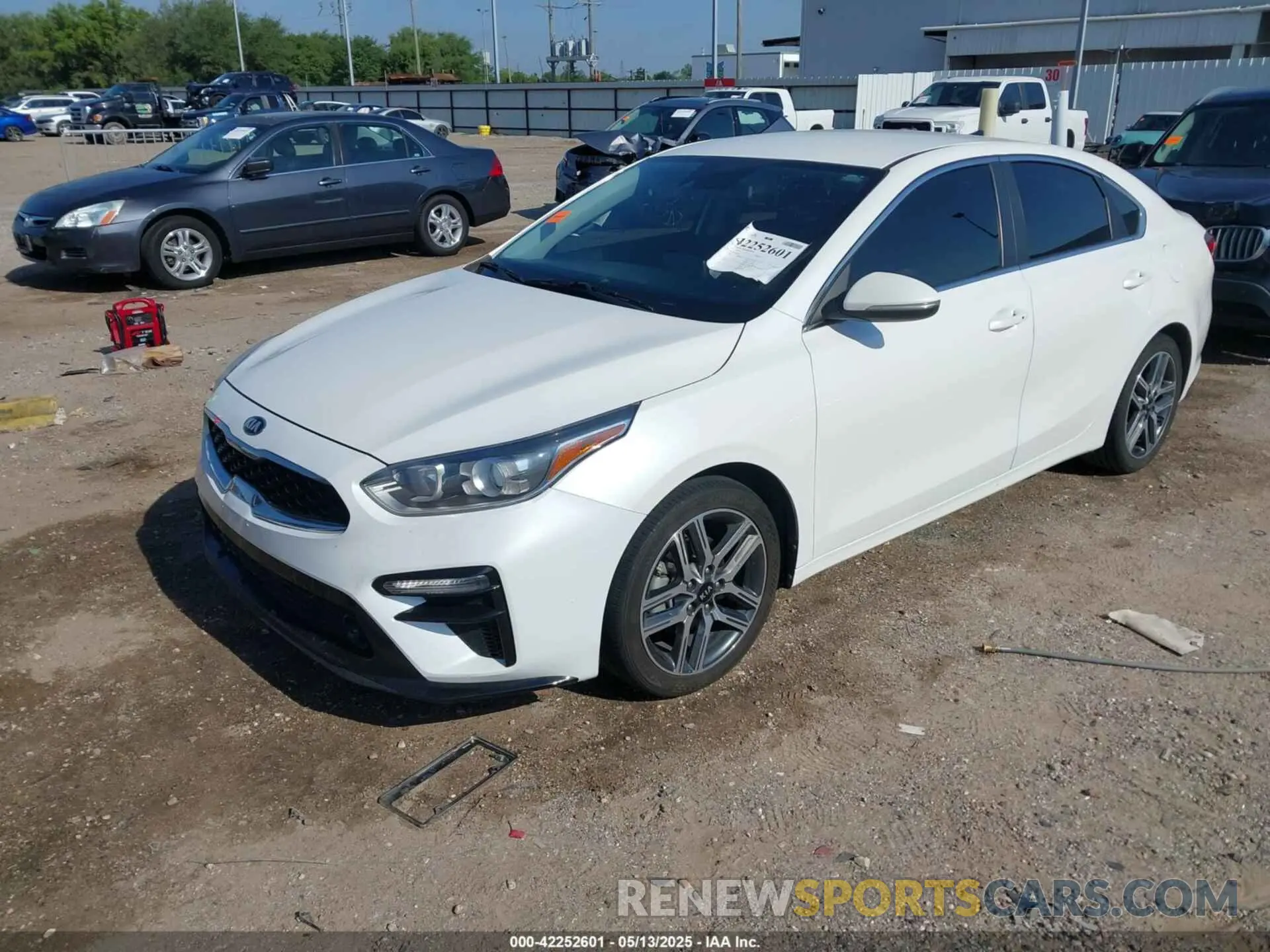 2 Photograph of a damaged car 3KPF54AD0LE244828 KIA FORTE 2020