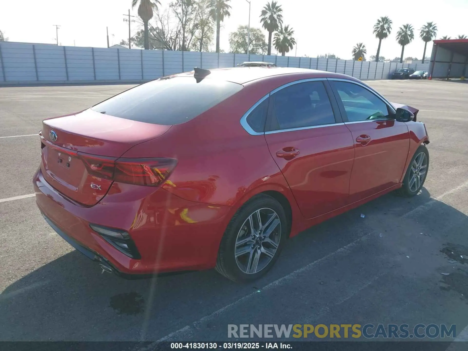 4 Photograph of a damaged car 3KPF54AD8LE254619 KIA FORTE 2020