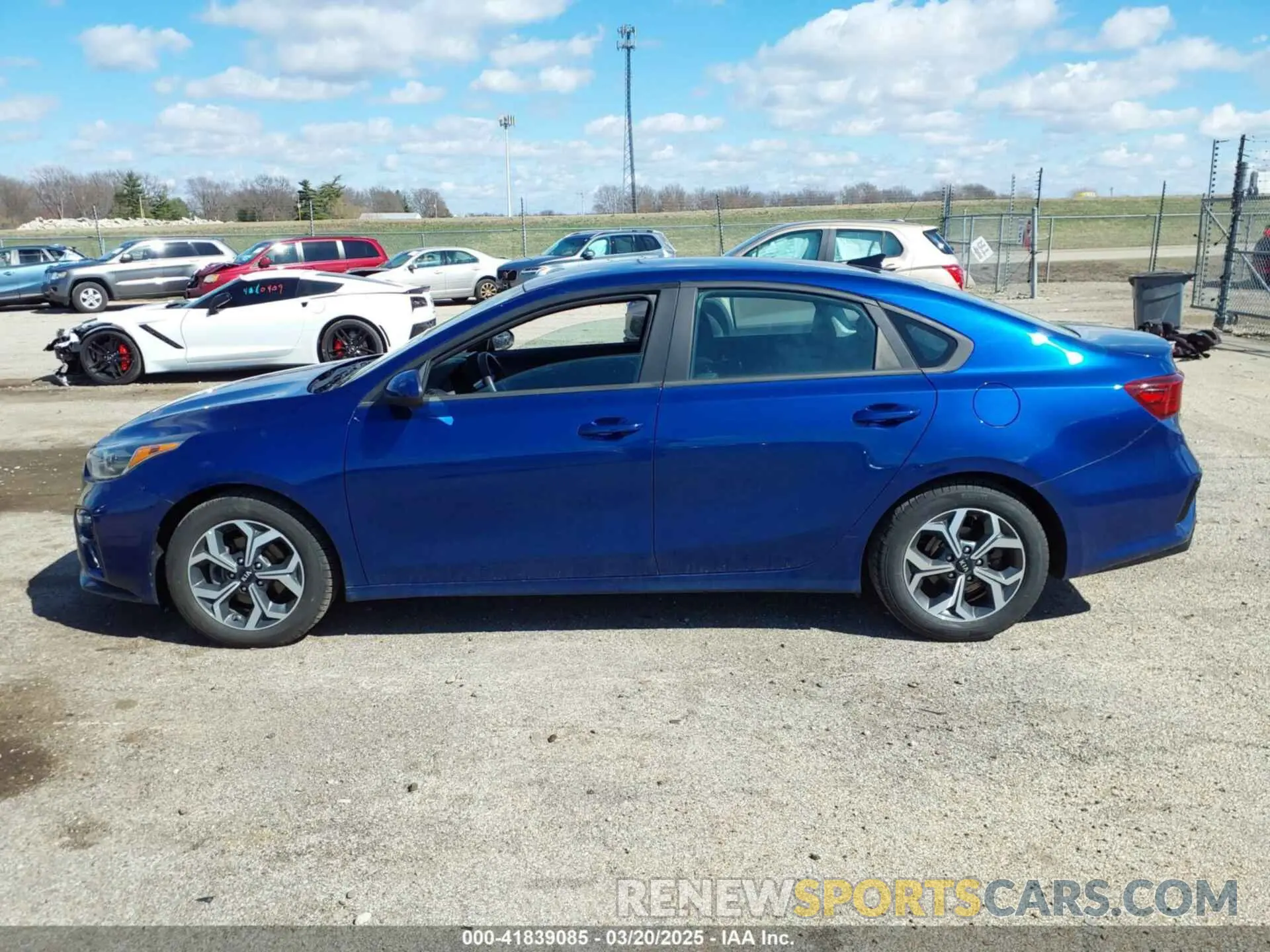 14 Photograph of a damaged car 3KPF24AD0ME264586 KIA FORTE 2021