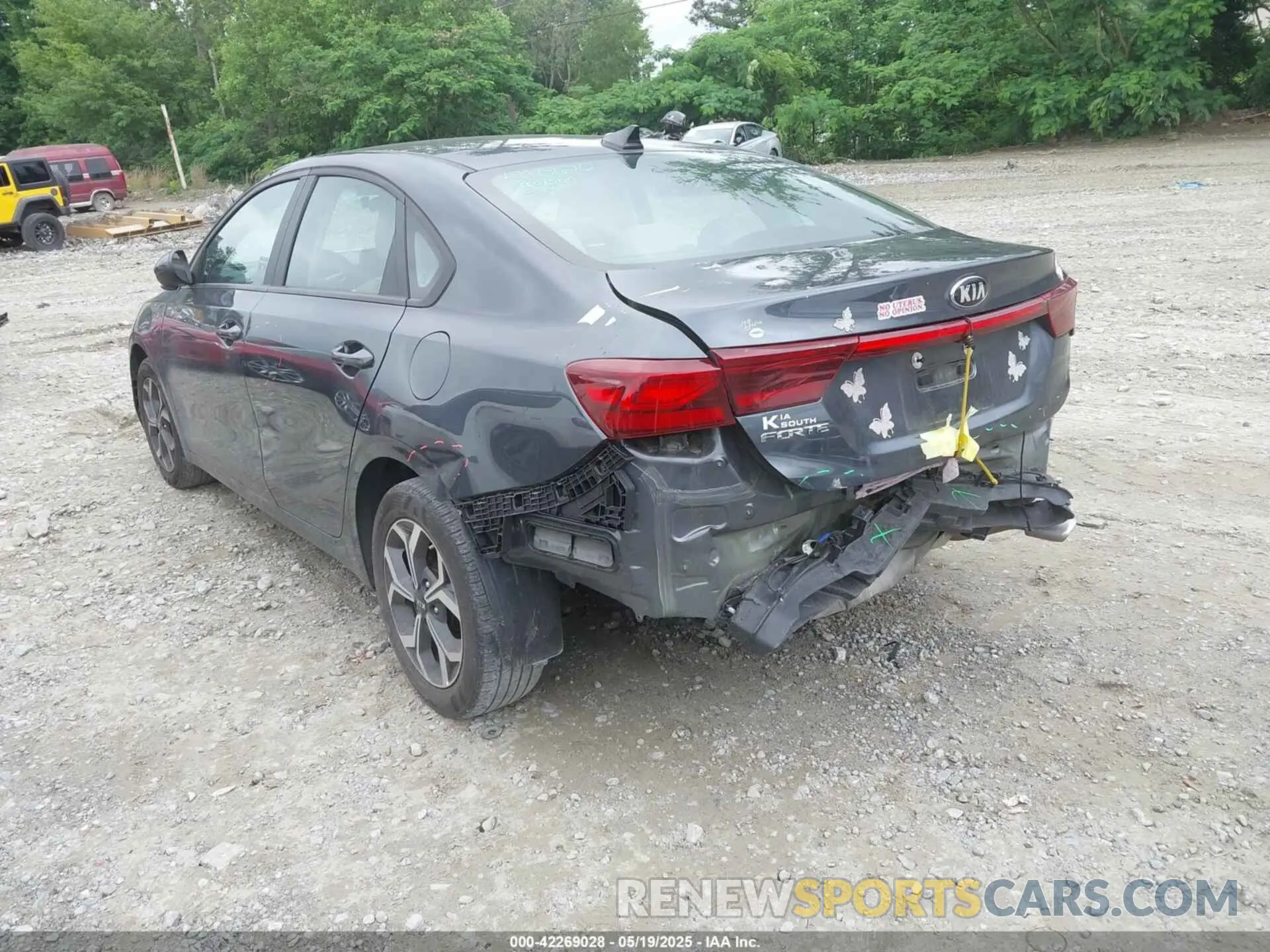 3 Photograph of a damaged car 3KPF24AD0ME279637 KIA FORTE 2021