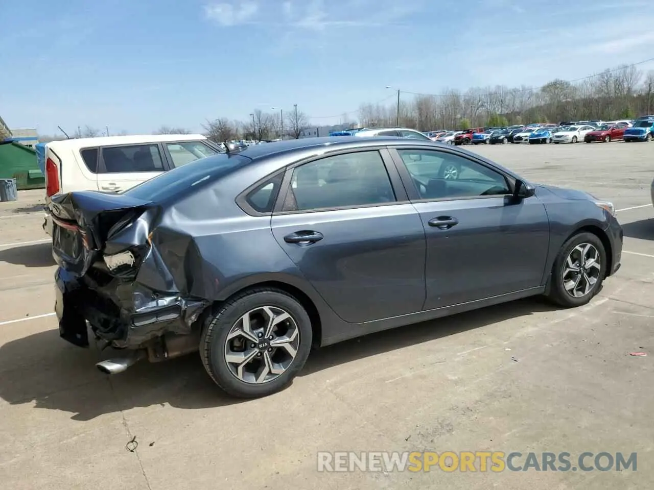 3 Photograph of a damaged car 3KPF24AD0ME289083 KIA FORTE 2021