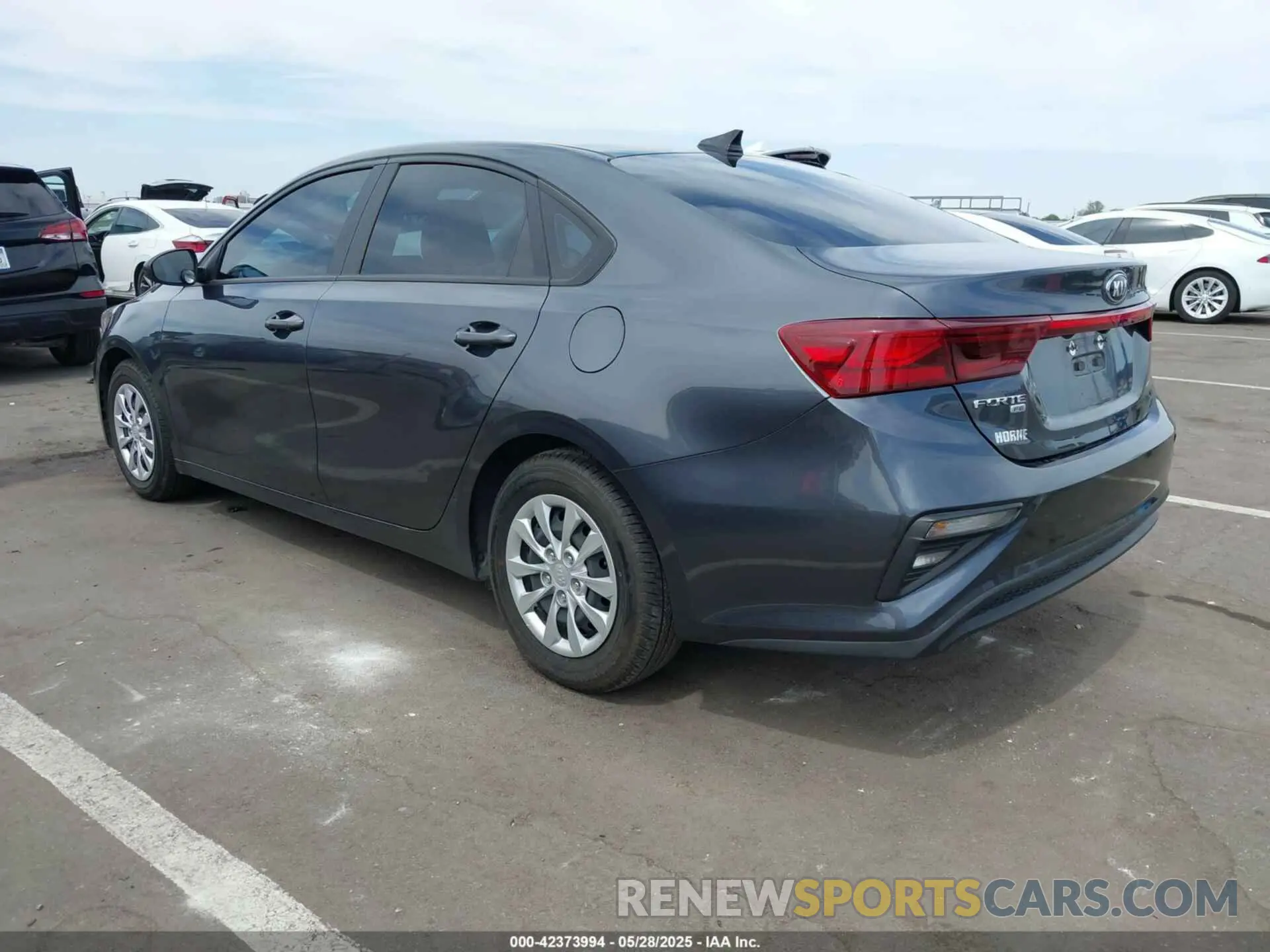 3 Photograph of a damaged car 3KPF24AD0ME300230 KIA FORTE 2021