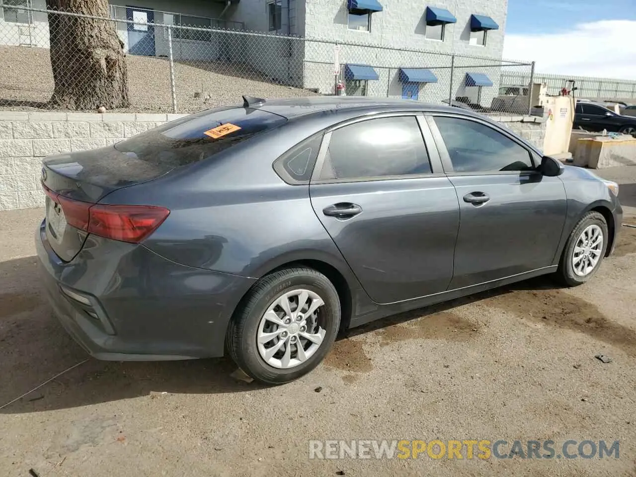 3 Photograph of a damaged car 3KPF24AD0ME312569 KIA FORTE 2021