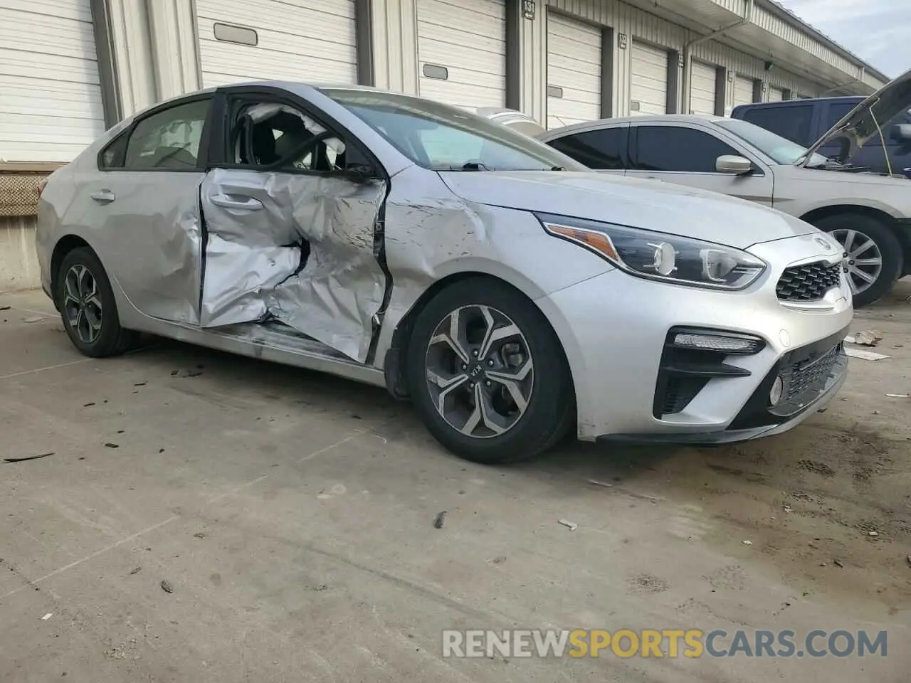 4 Photograph of a damaged car 3KPF24AD0ME315052 KIA FORTE 2021