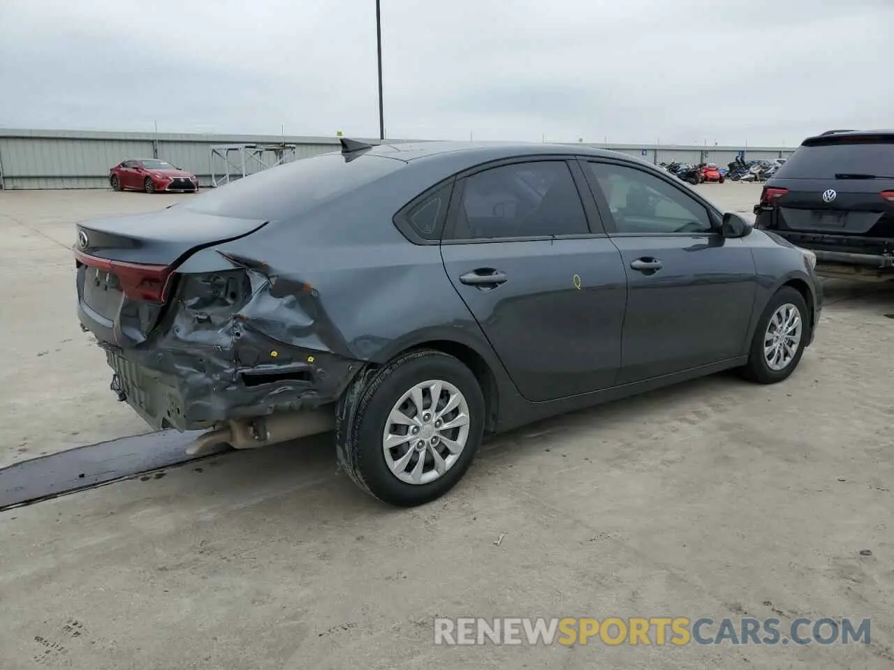 3 Photograph of a damaged car 3KPF24AD0ME320137 KIA FORTE 2021