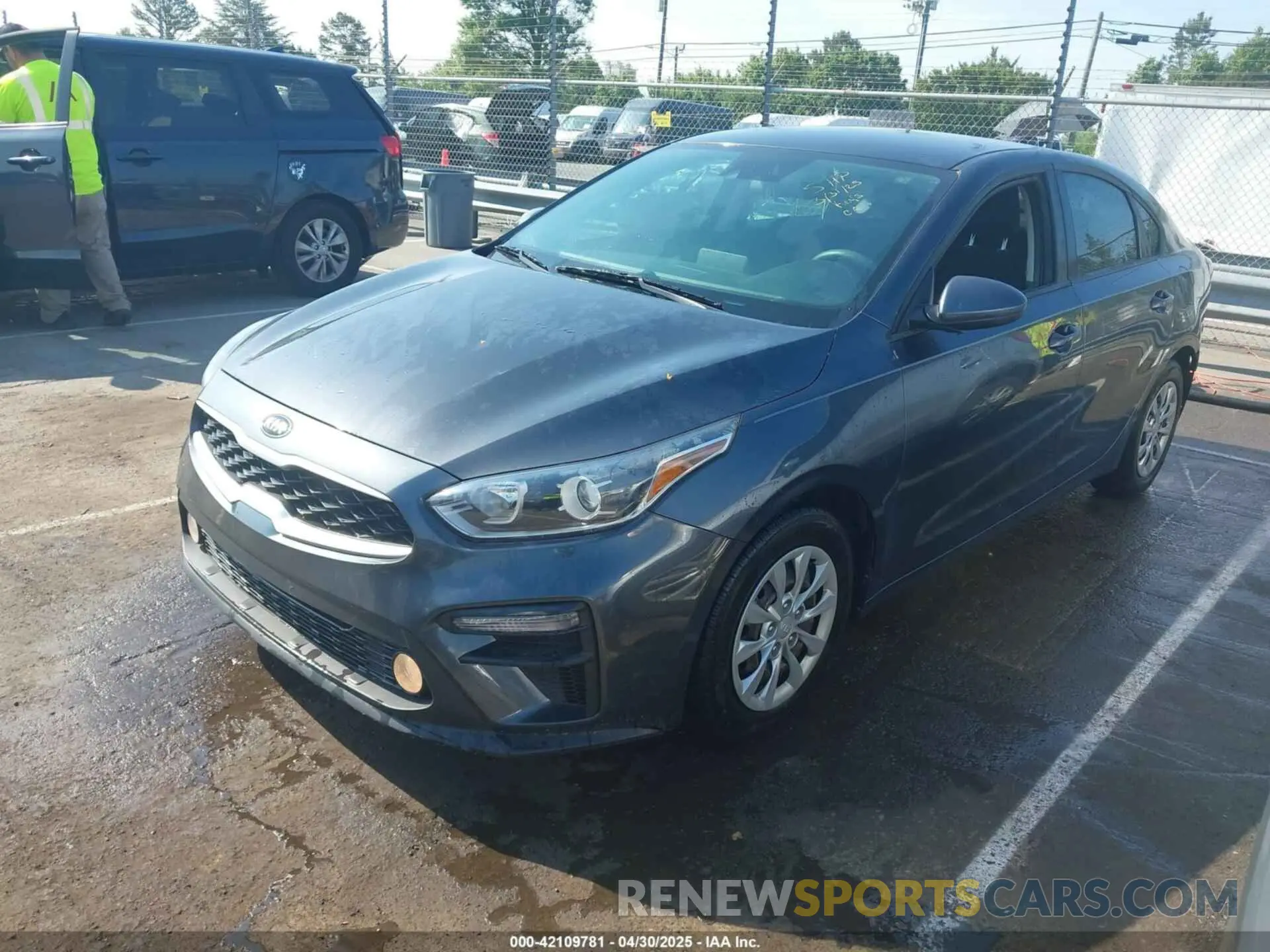 2 Photograph of a damaged car 3KPF24AD0ME322311 KIA FORTE 2021