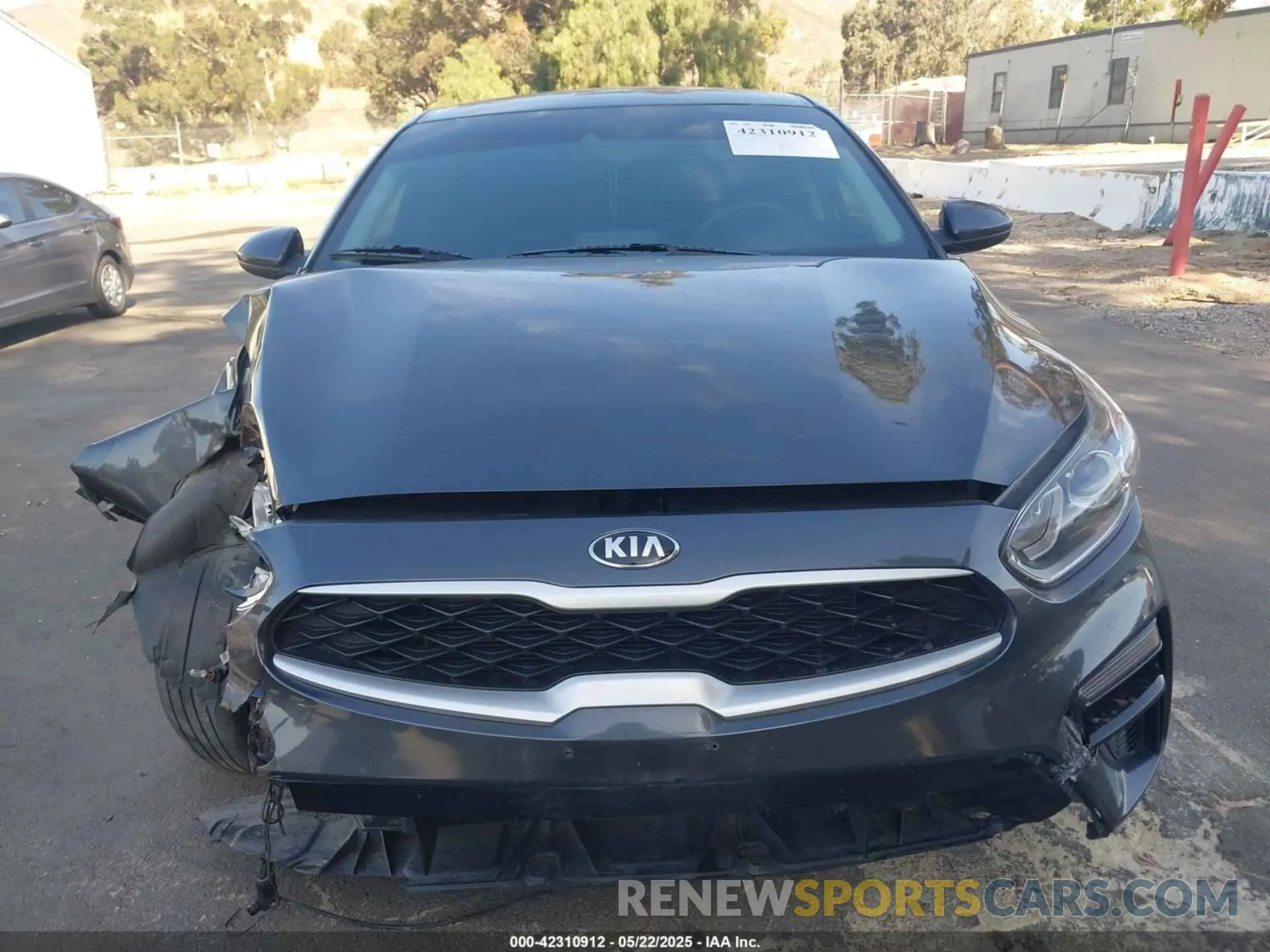 12 Photograph of a damaged car 3KPF24AD0ME329971 KIA FORTE 2021