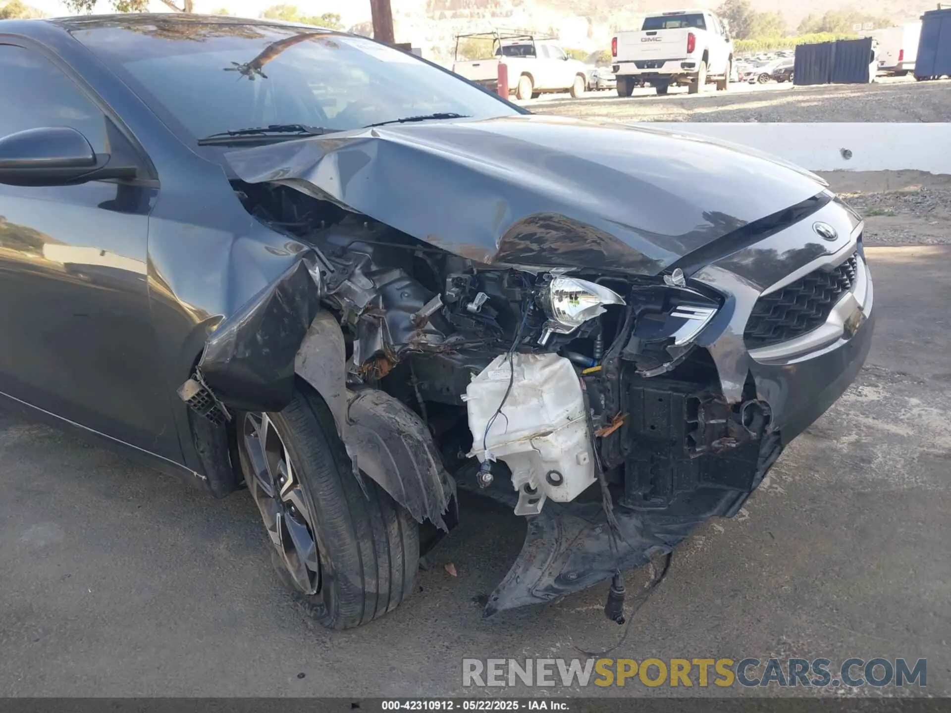 6 Photograph of a damaged car 3KPF24AD0ME329971 KIA FORTE 2021