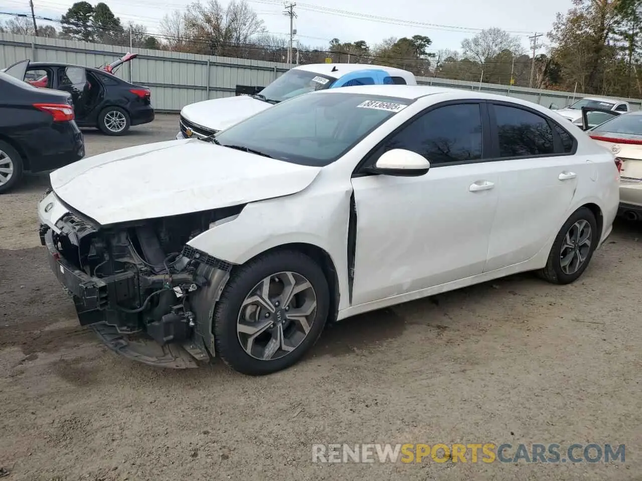 1 Photograph of a damaged car 3KPF24AD0ME331333 KIA FORTE 2021