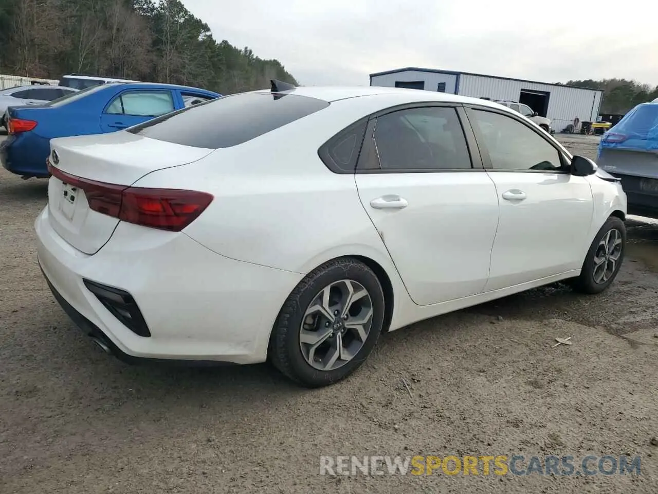 3 Photograph of a damaged car 3KPF24AD0ME331333 KIA FORTE 2021