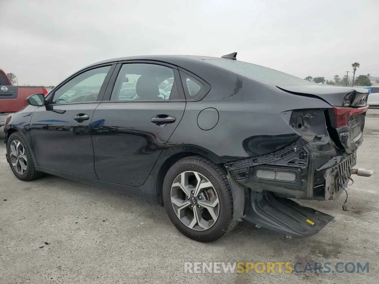 2 Photograph of a damaged car 3KPF24AD0ME332434 KIA FORTE 2021