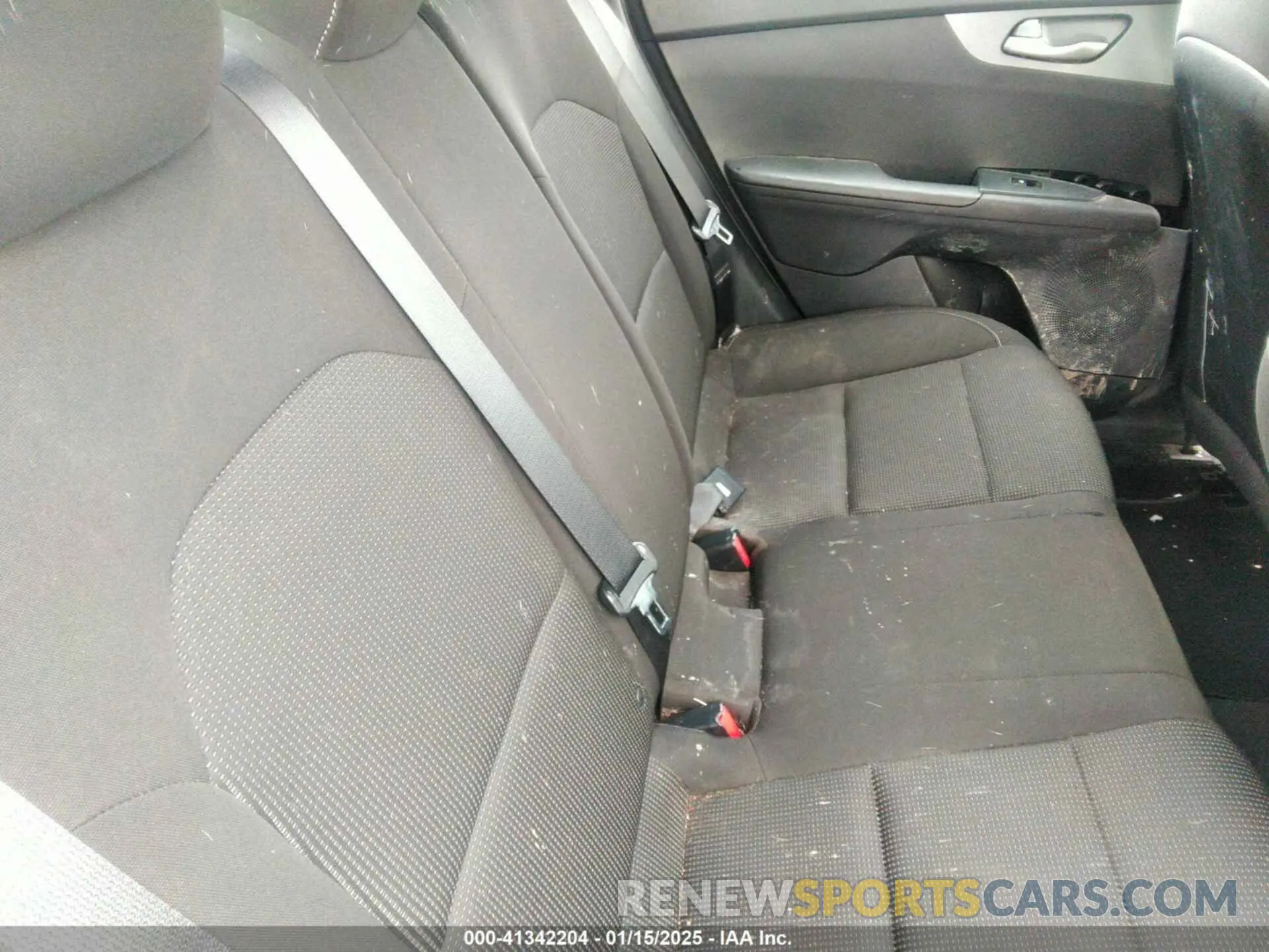 8 Photograph of a damaged car 3KPF24AD0ME348407 KIA FORTE 2021