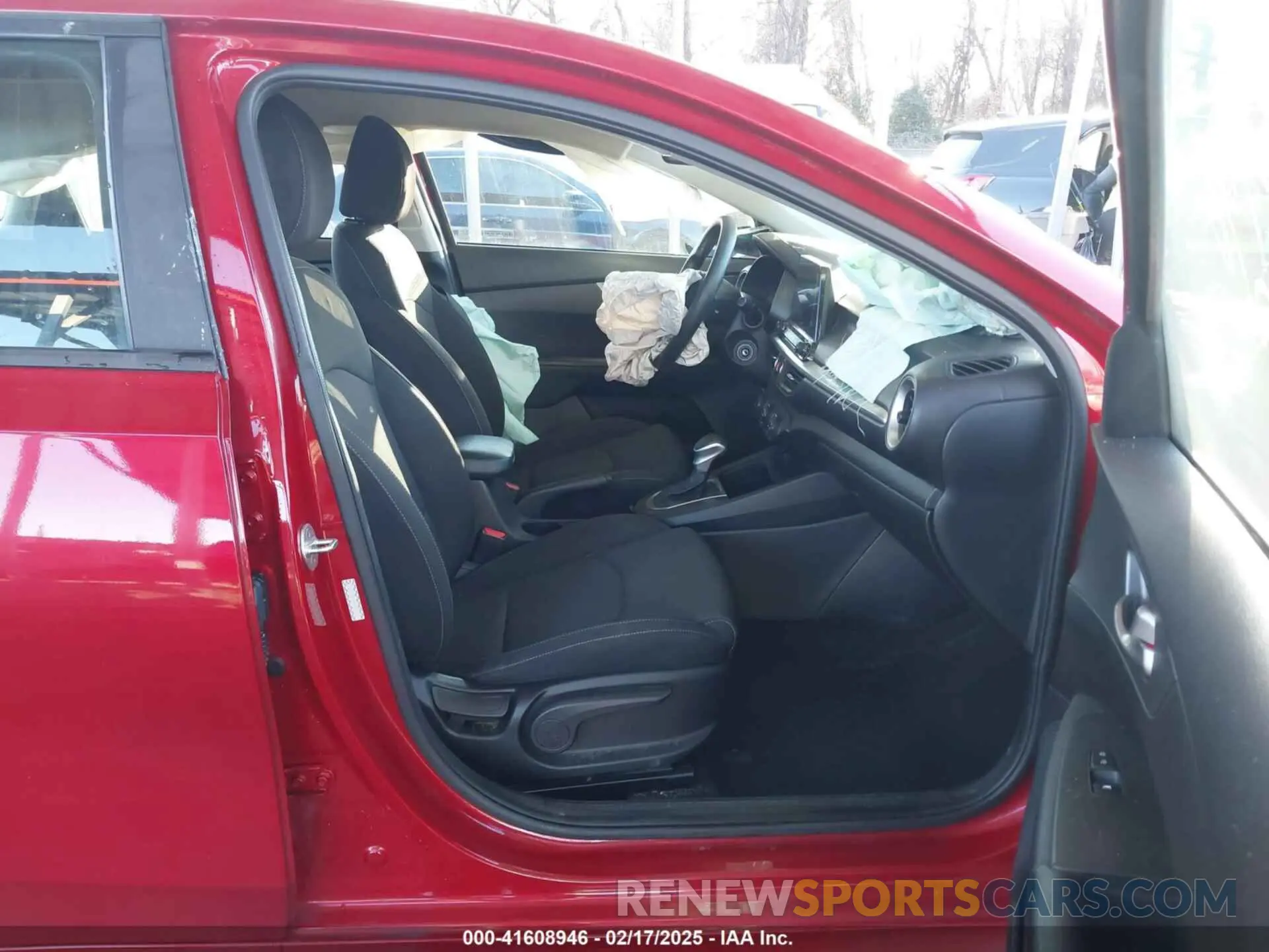 5 Photograph of a damaged car 3KPF24AD0ME351730 KIA FORTE 2021