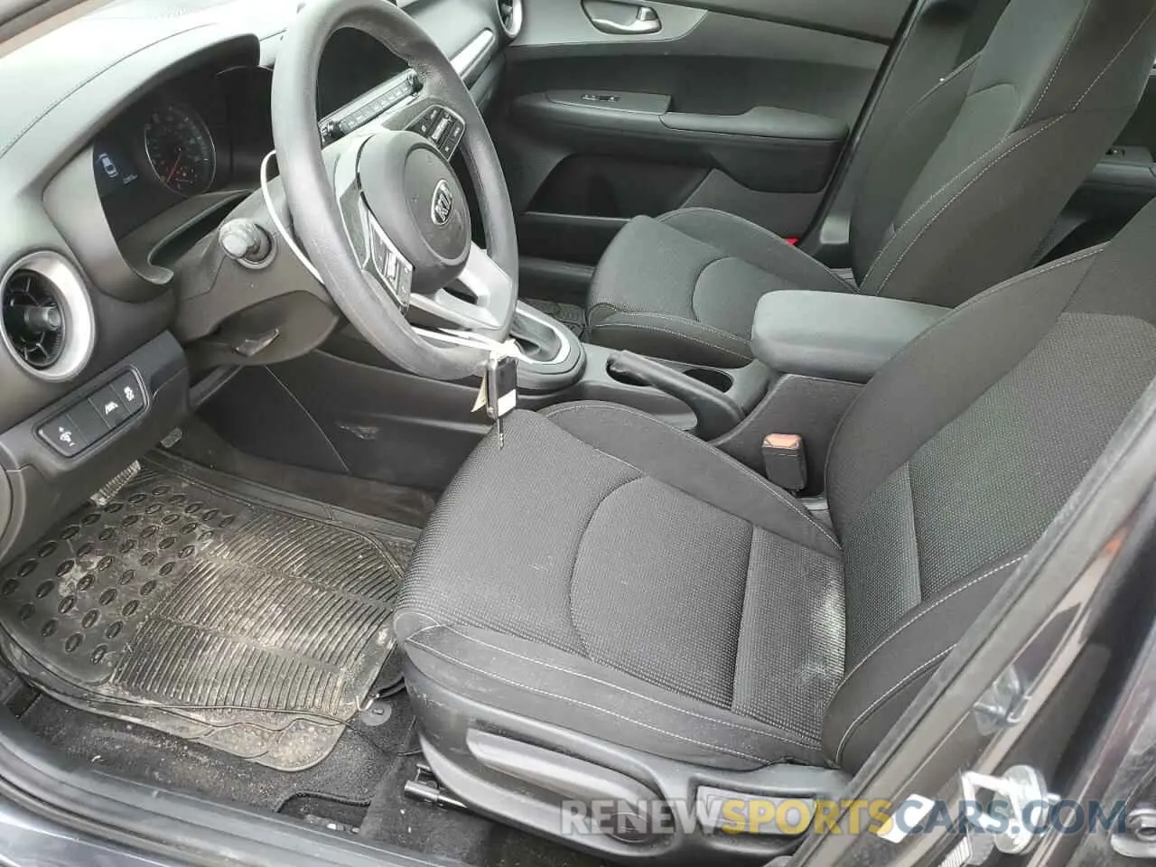 7 Photograph of a damaged car 3KPF24AD0ME361223 KIA FORTE 2021