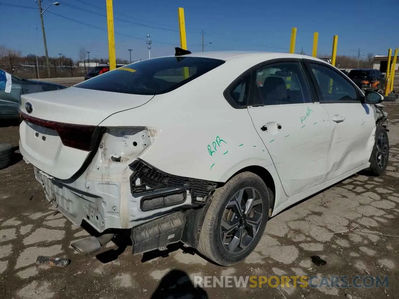 3 Photograph of a damaged car 3KPF24AD0ME410131 KIA FORTE 2021