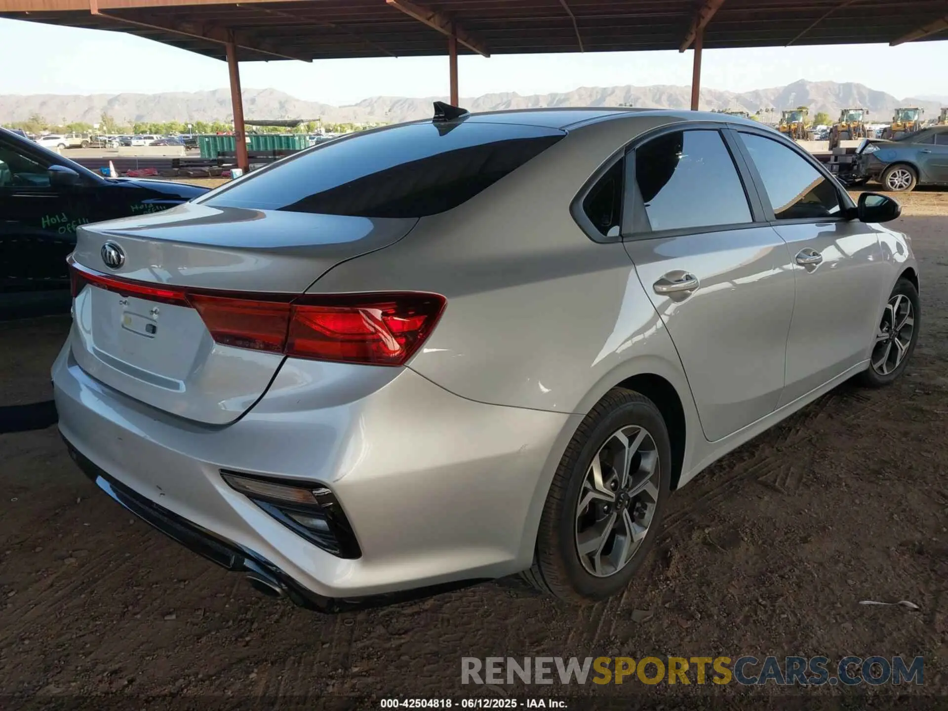 4 Photograph of a damaged car 3KPF24AD1ME278979 KIA FORTE 2021
