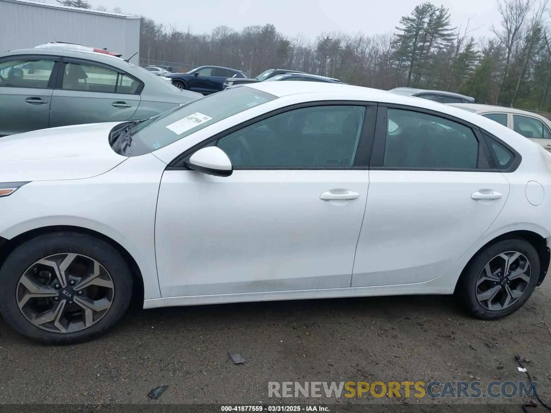 15 Photograph of a damaged car 3KPF24AD1ME291909 KIA FORTE 2021