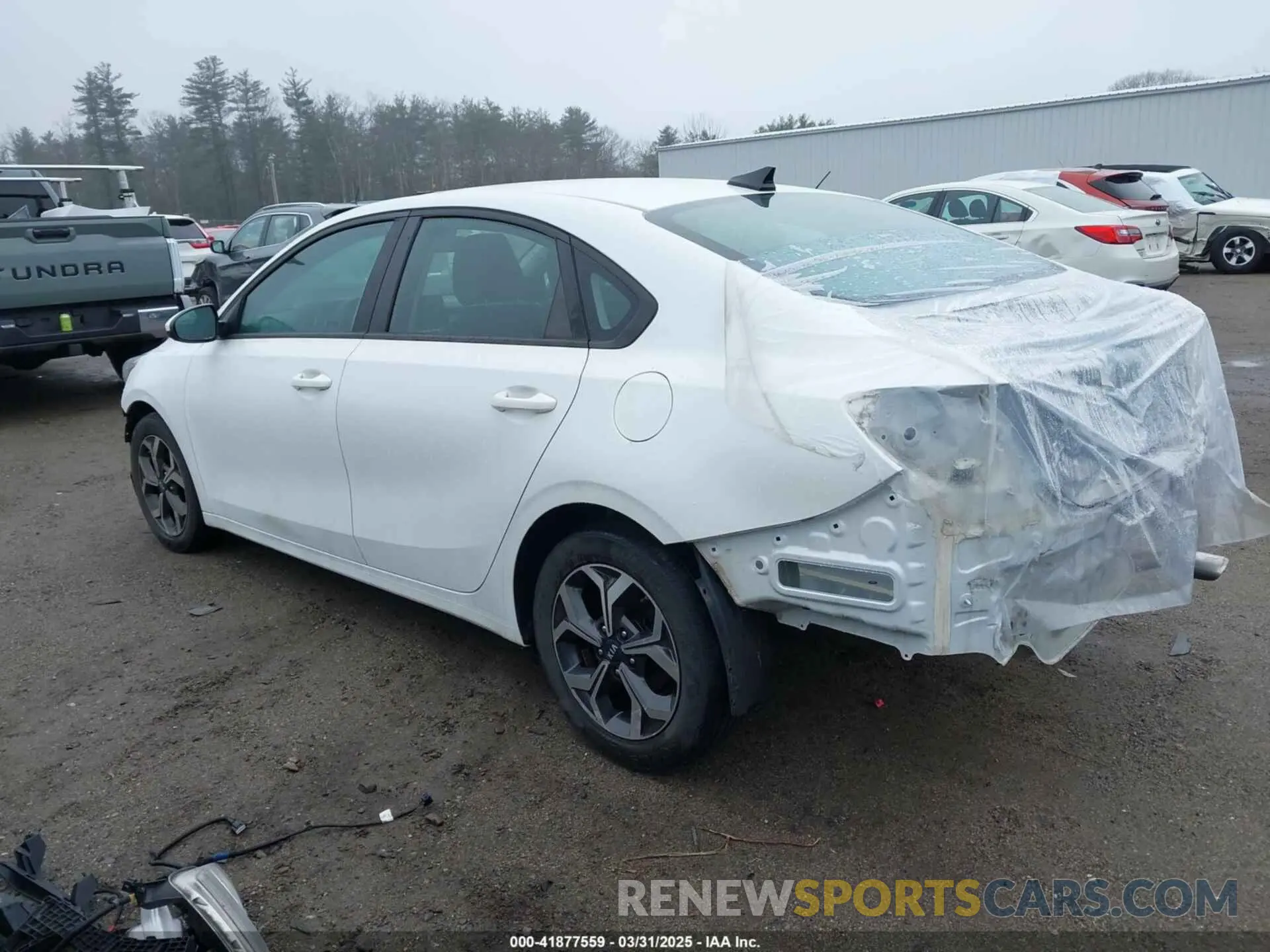 3 Photograph of a damaged car 3KPF24AD1ME291909 KIA FORTE 2021