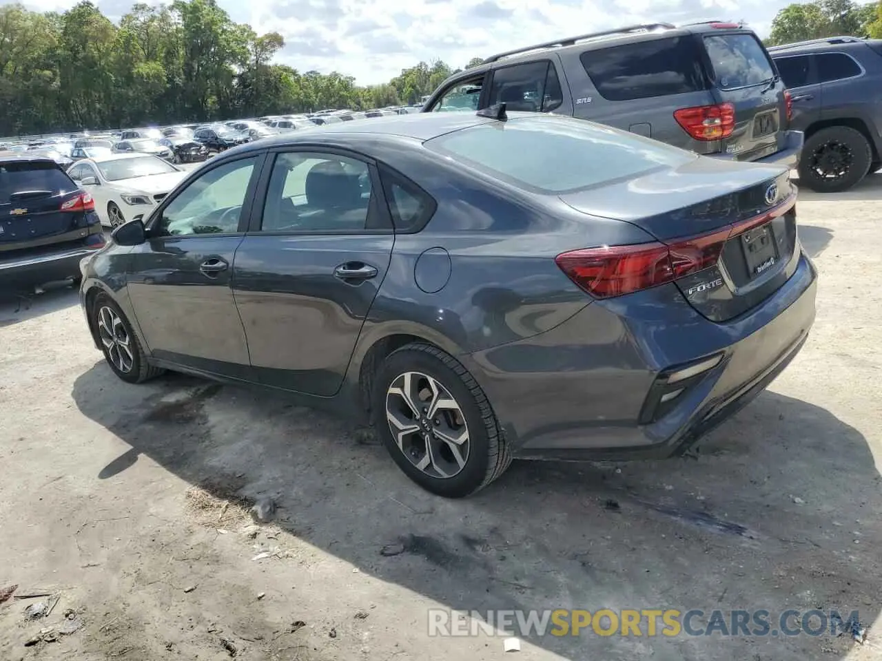 2 Photograph of a damaged car 3KPF24AD1ME319501 KIA FORTE 2021
